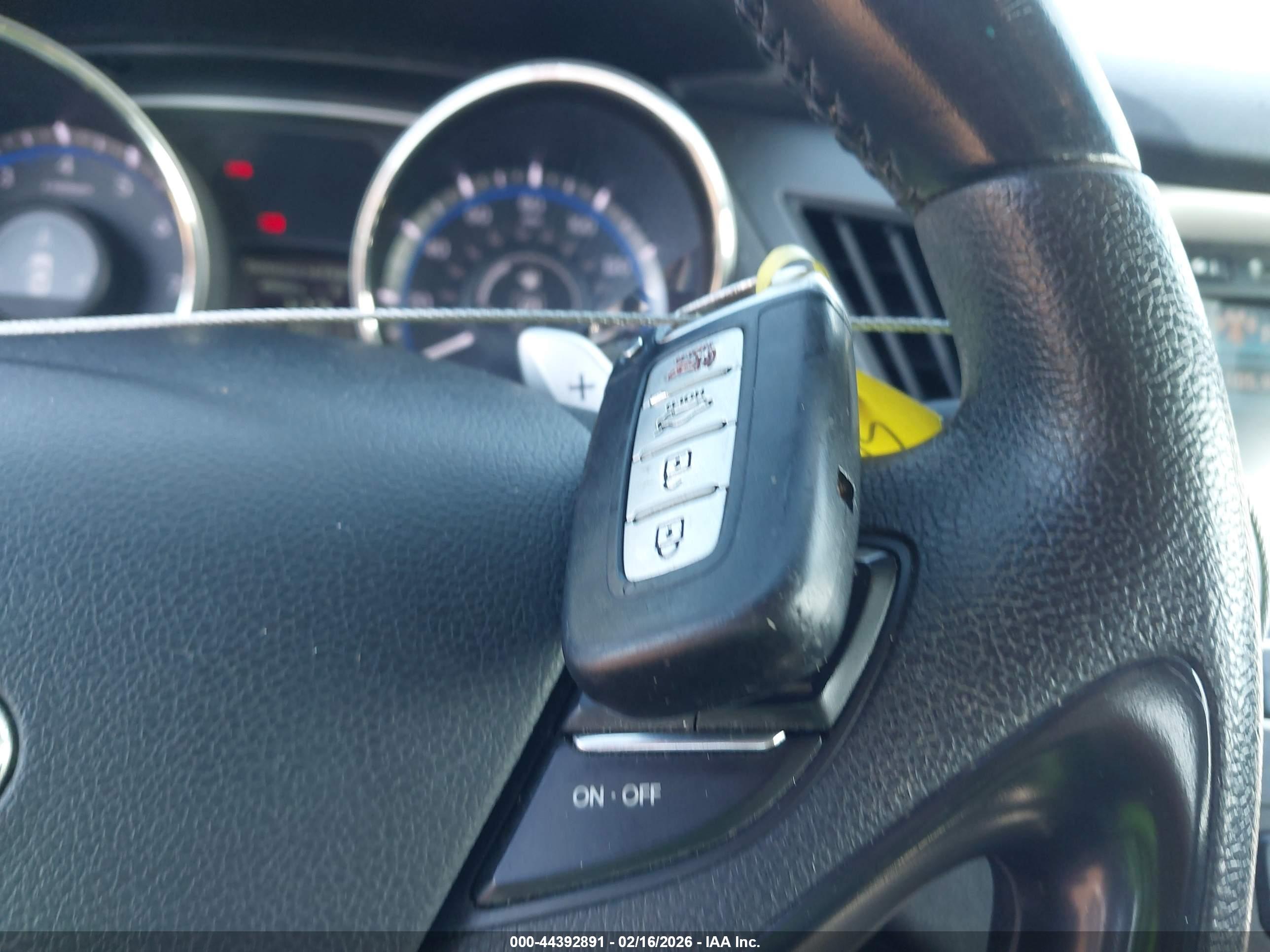HYUNDAI SONATA image 11