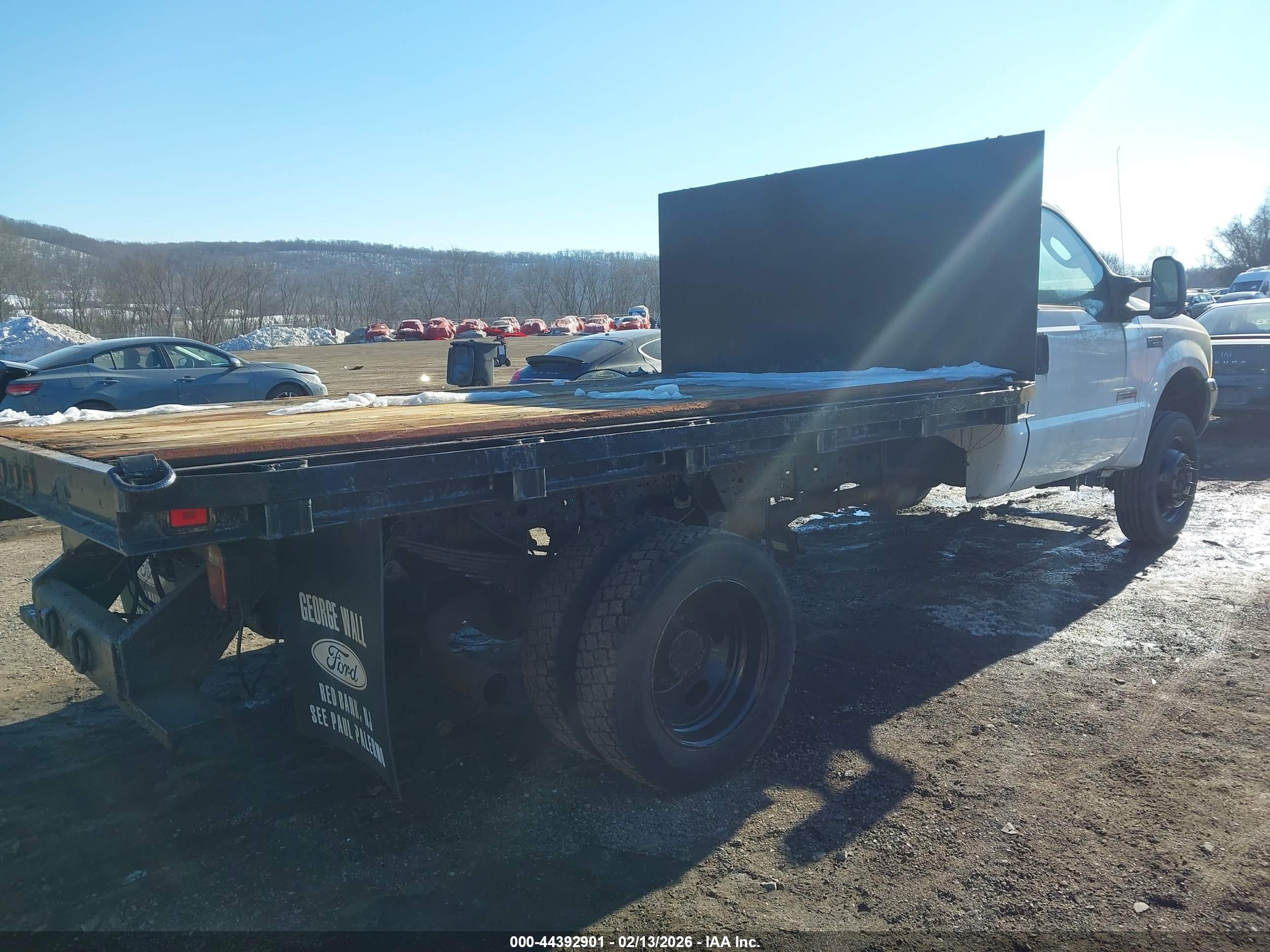 FORD F-550 image 4
