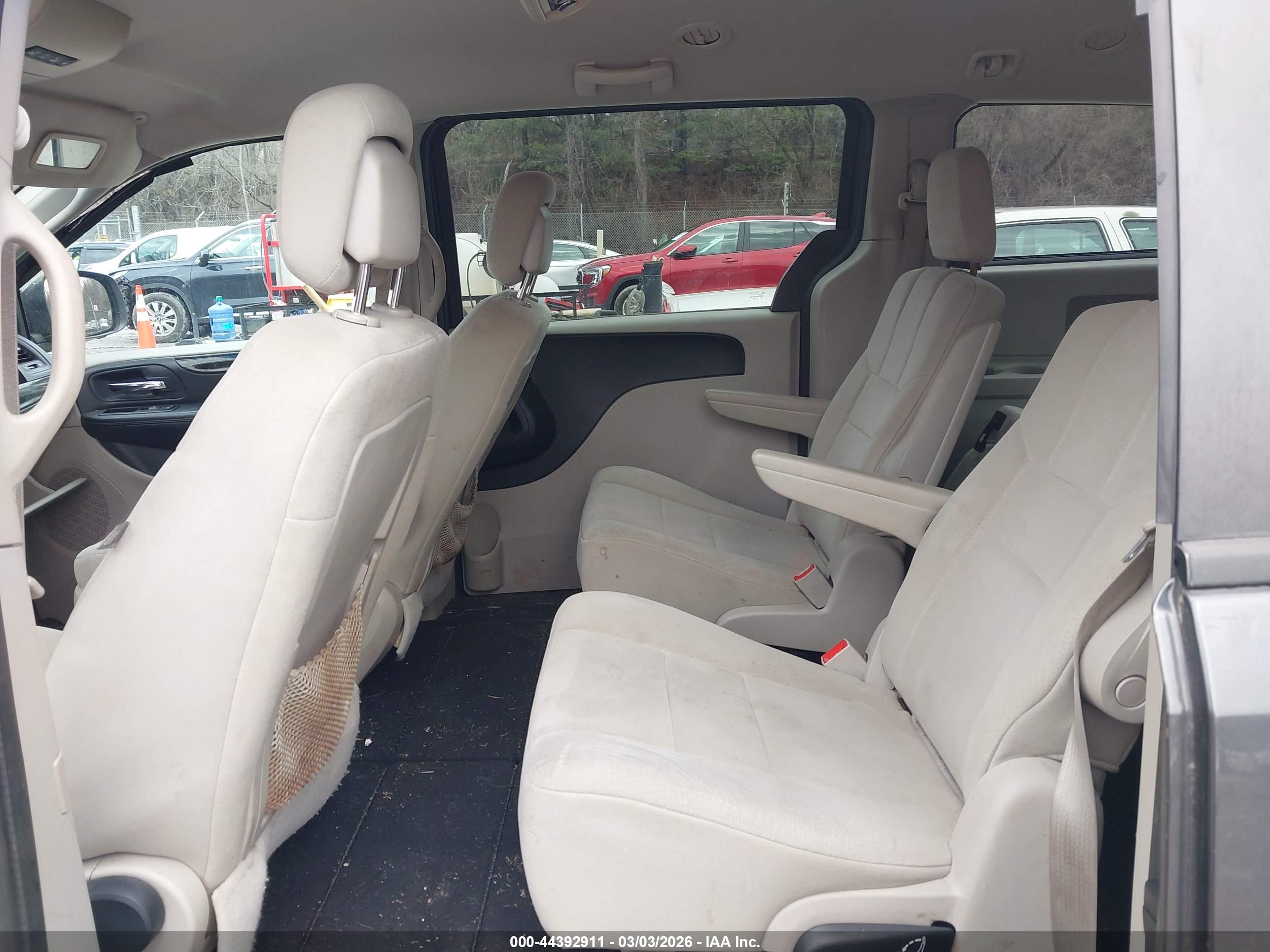 DODGE GRAND image 8