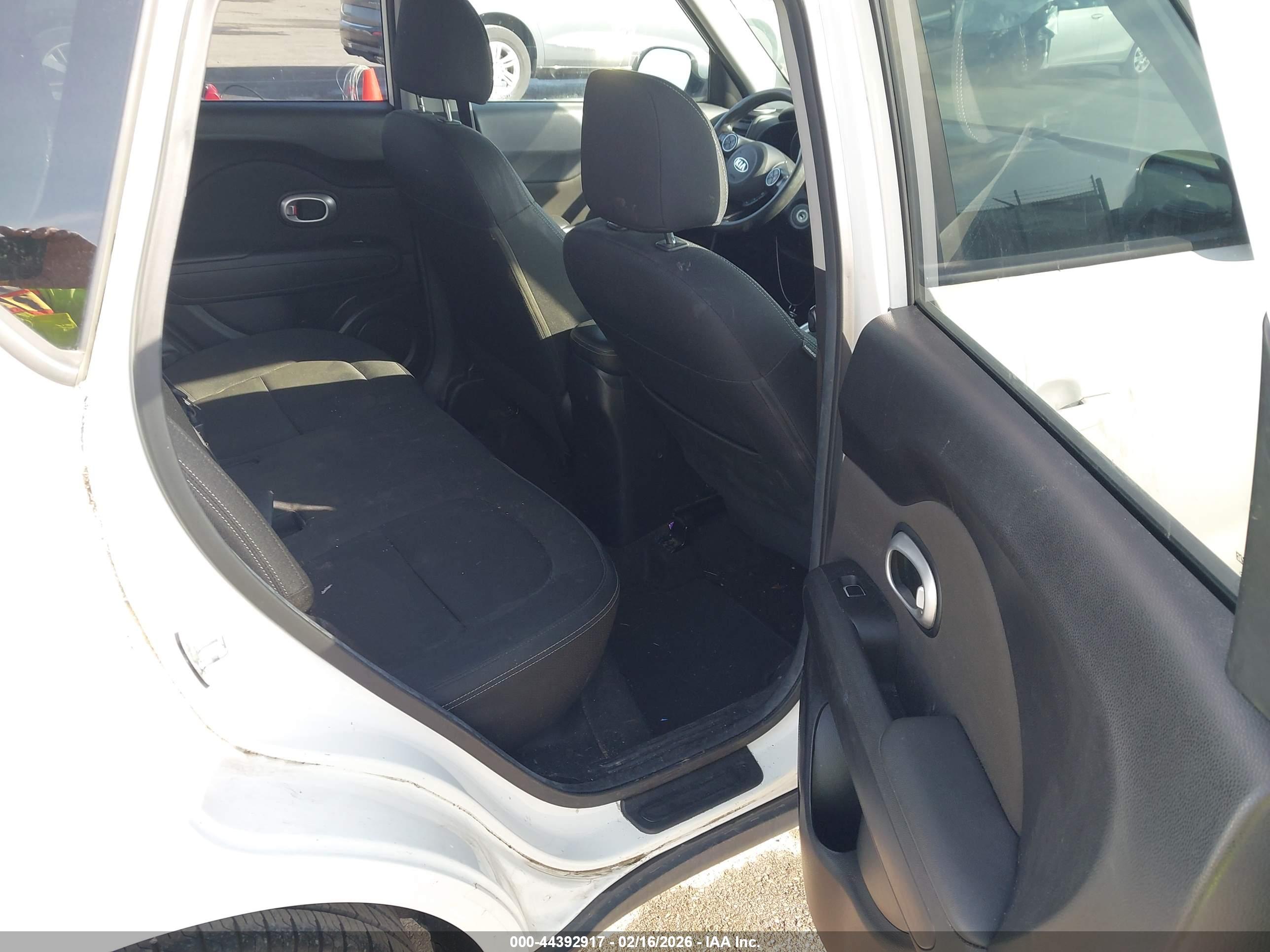 KIA SOUL image 8