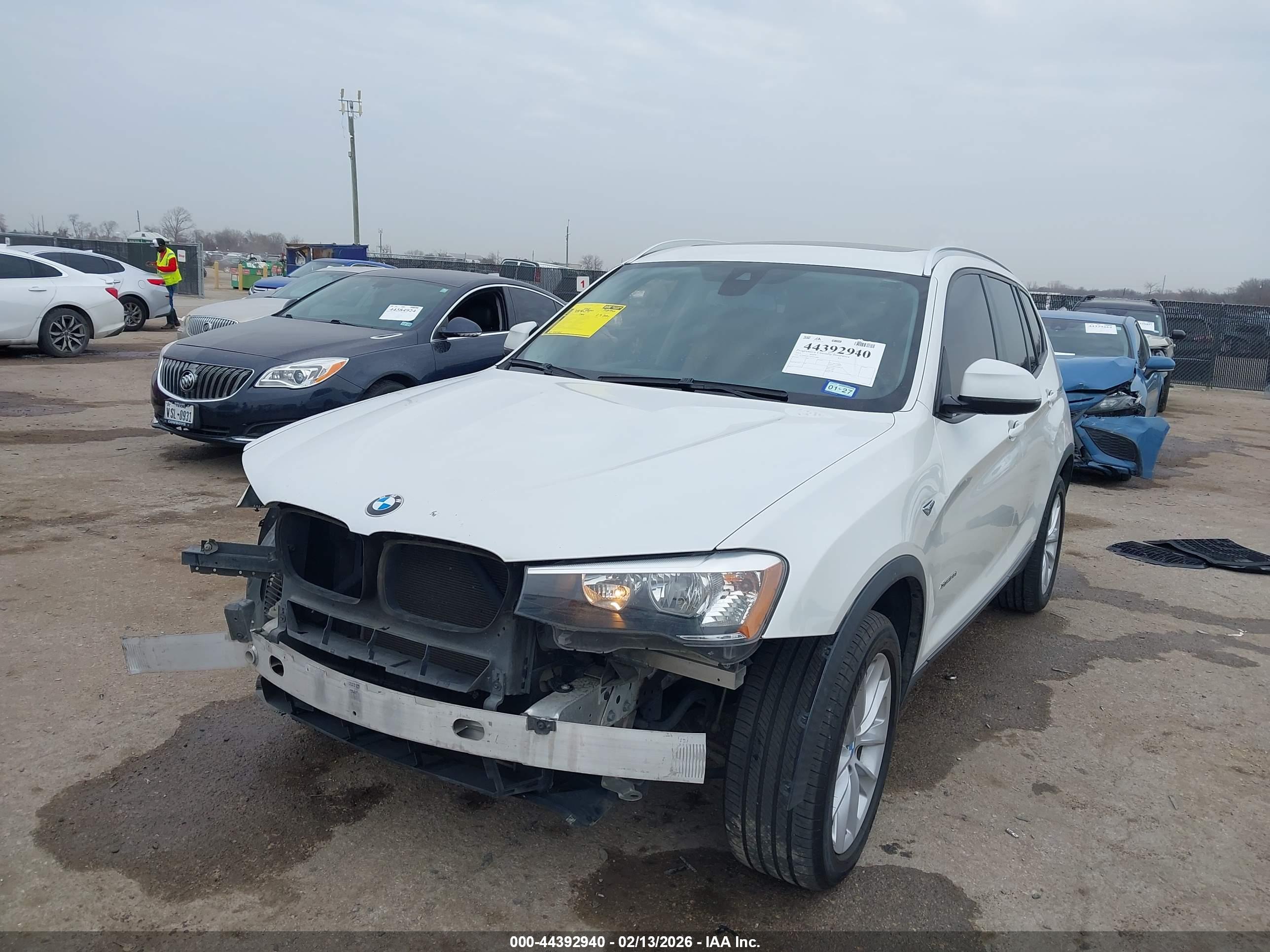 BMW X3 image 2