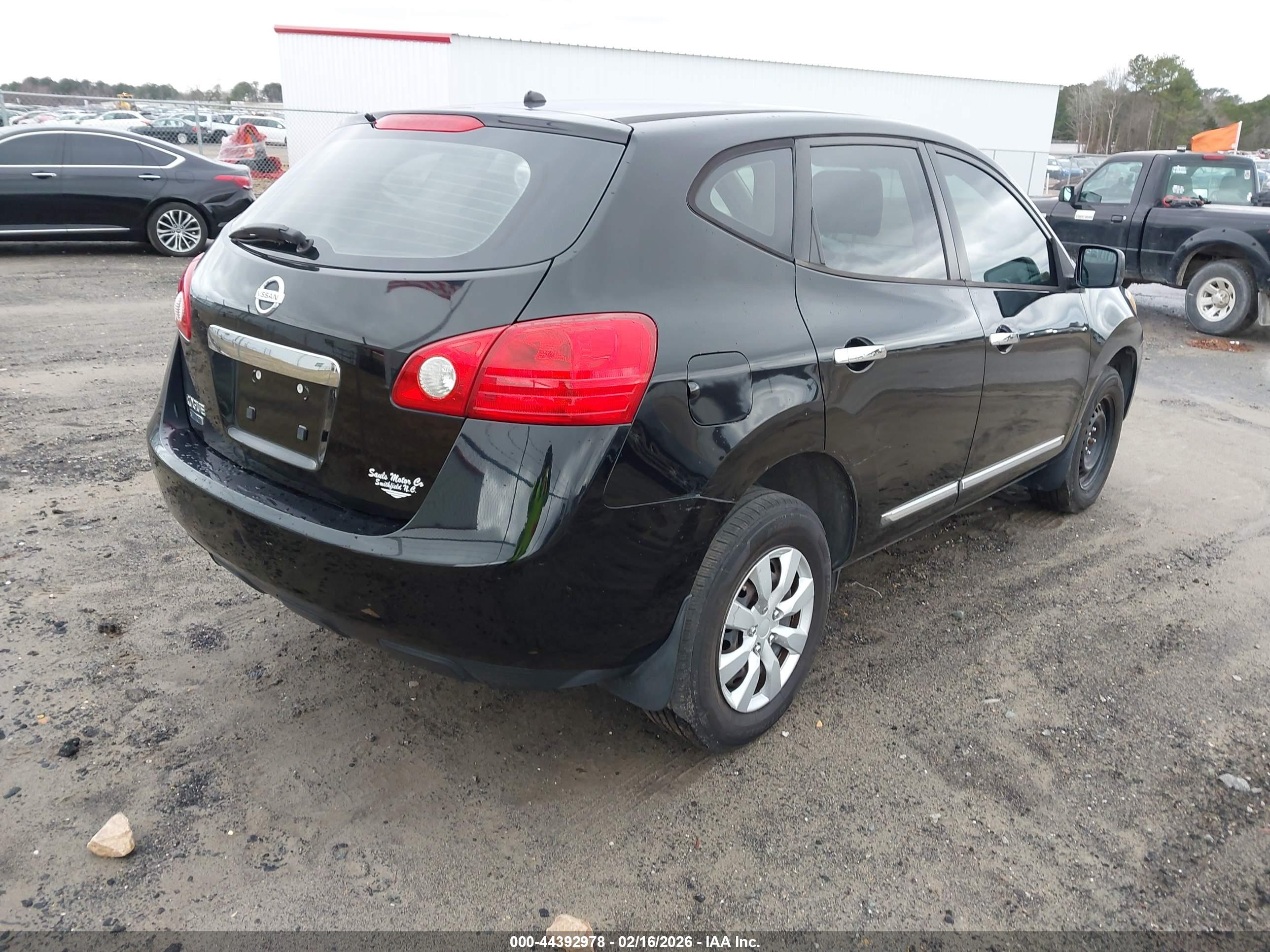 NISSAN ROGUE image 4