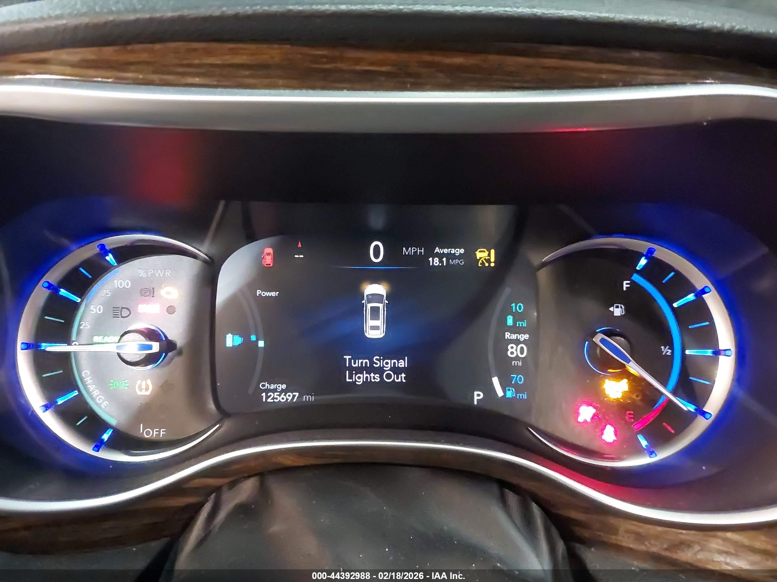 CHRYSLER PACIFICA image 7