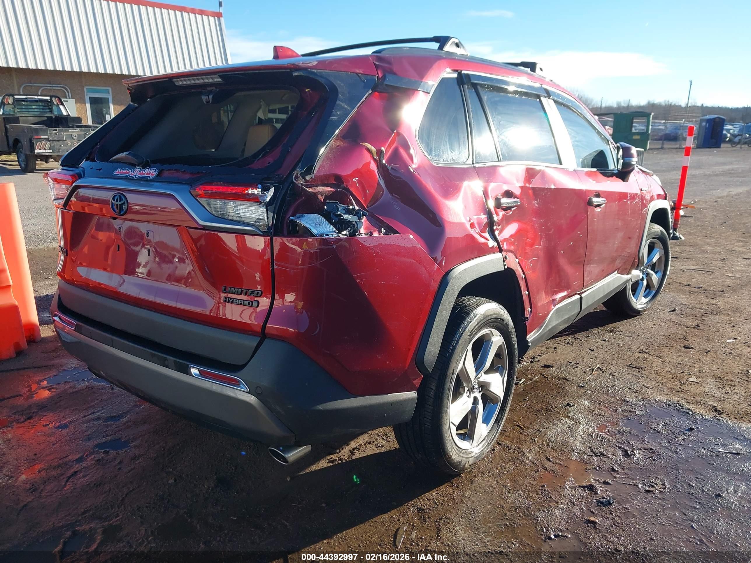 TOYOTA RAV4 image 4
