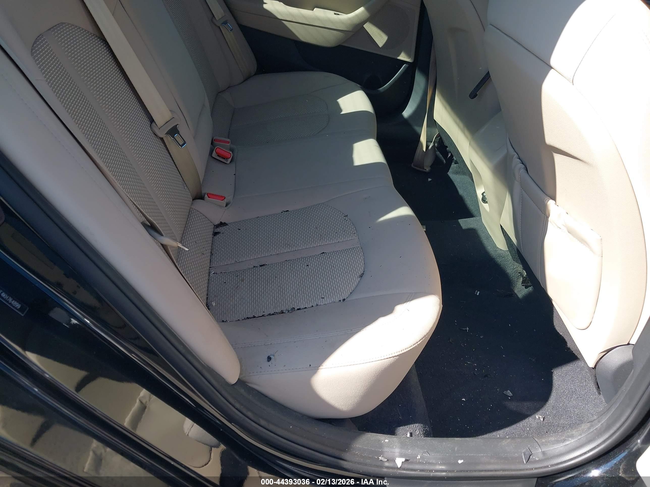 HYUNDAI SONATA image 8