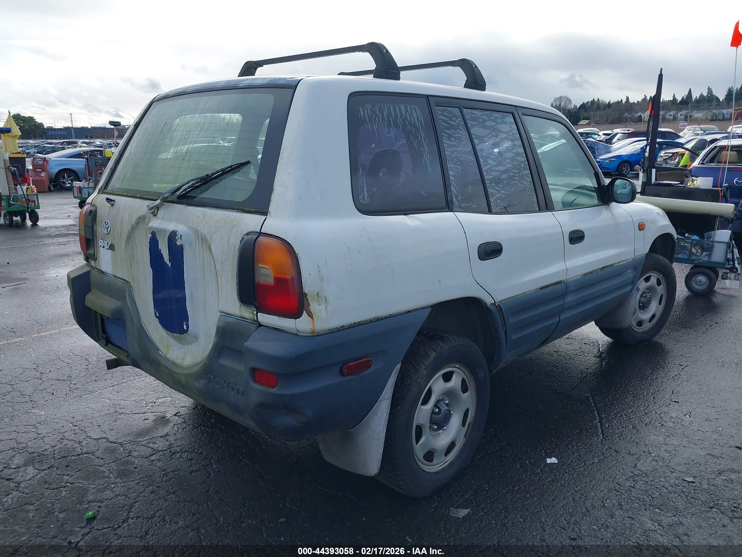 TOYOTA RAV4 image 4