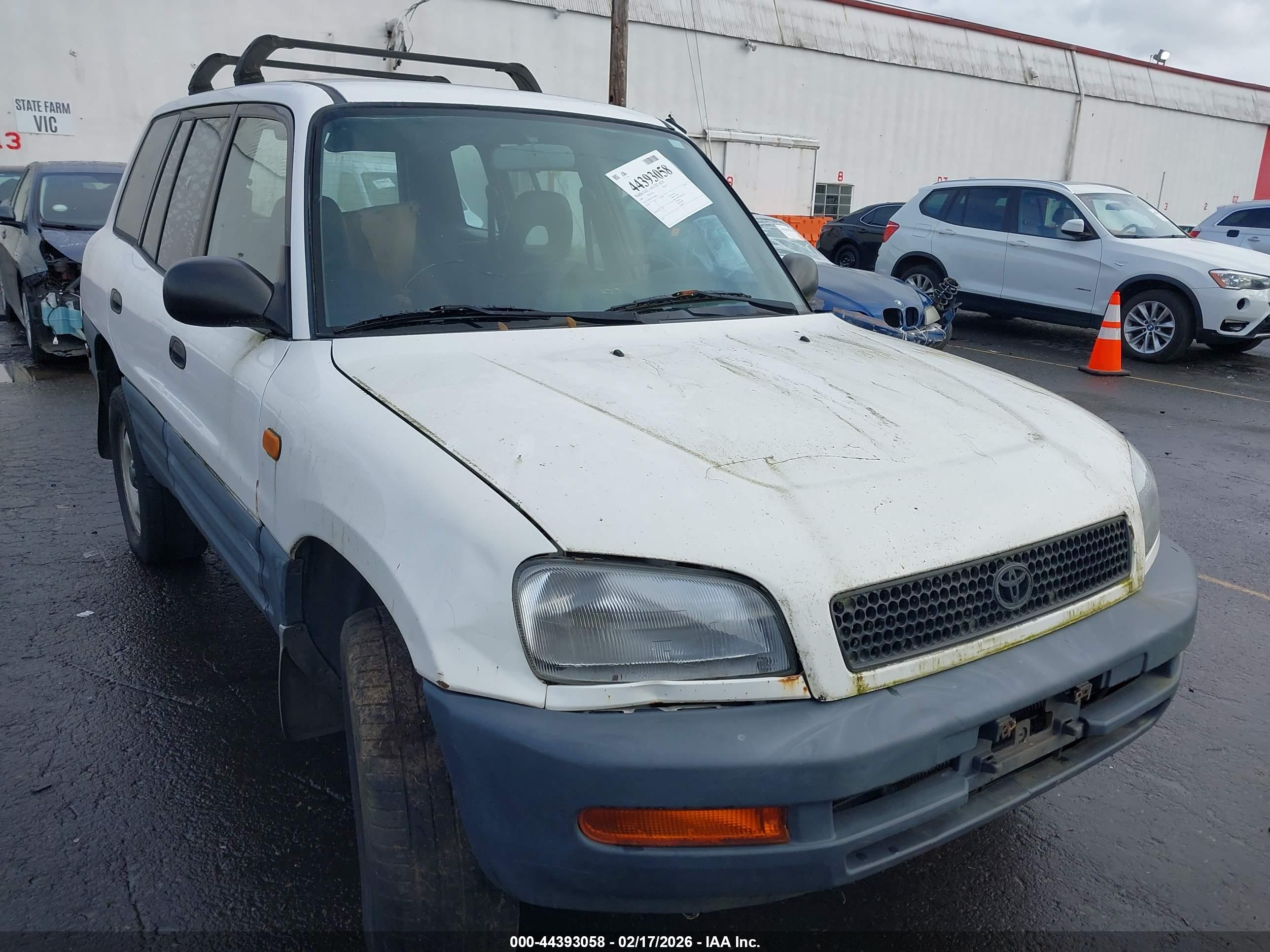 TOYOTA RAV4 image 6