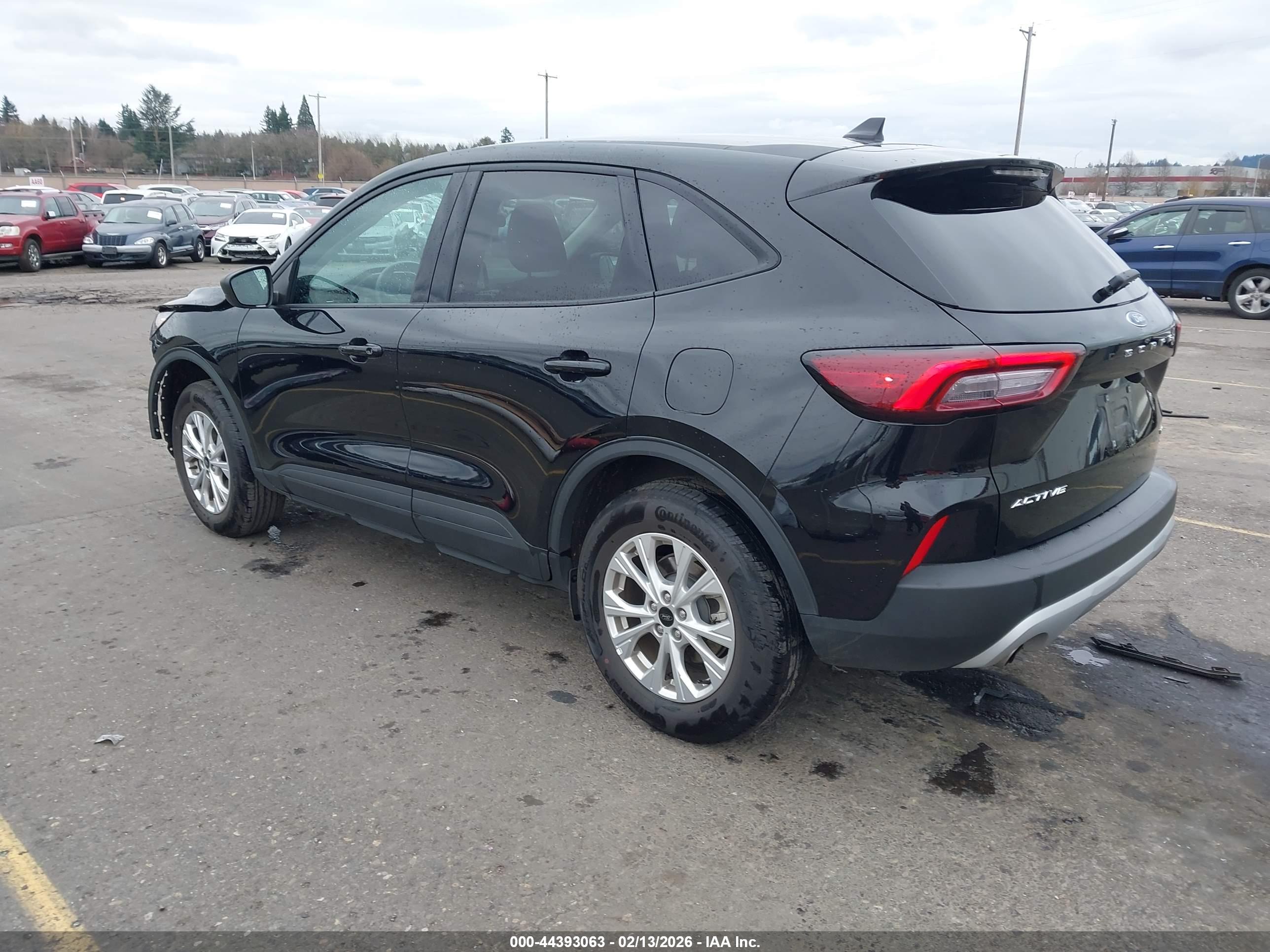 FORD ESCAPE image 3