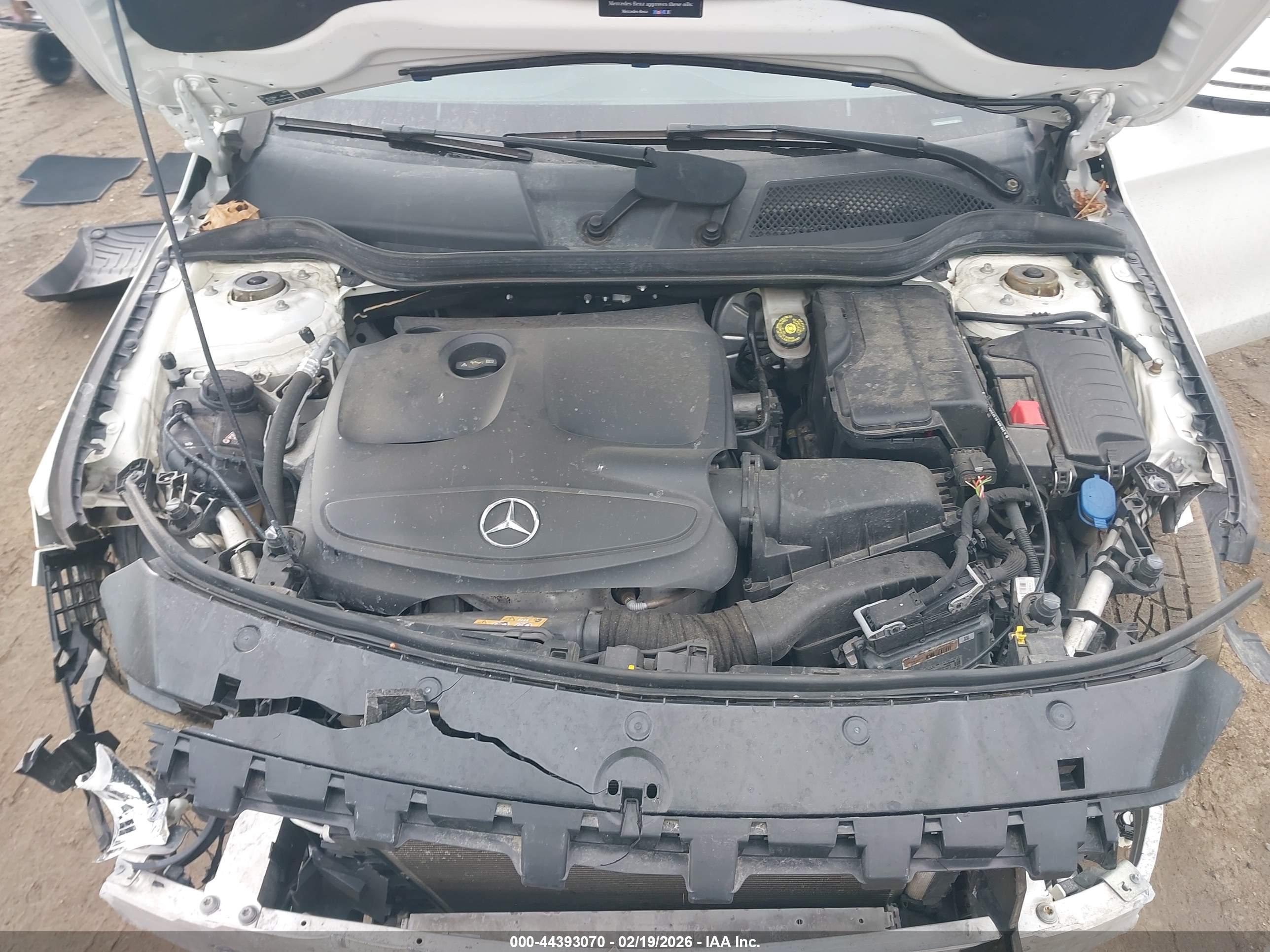 MERCEDES-BENZ CLA image 10