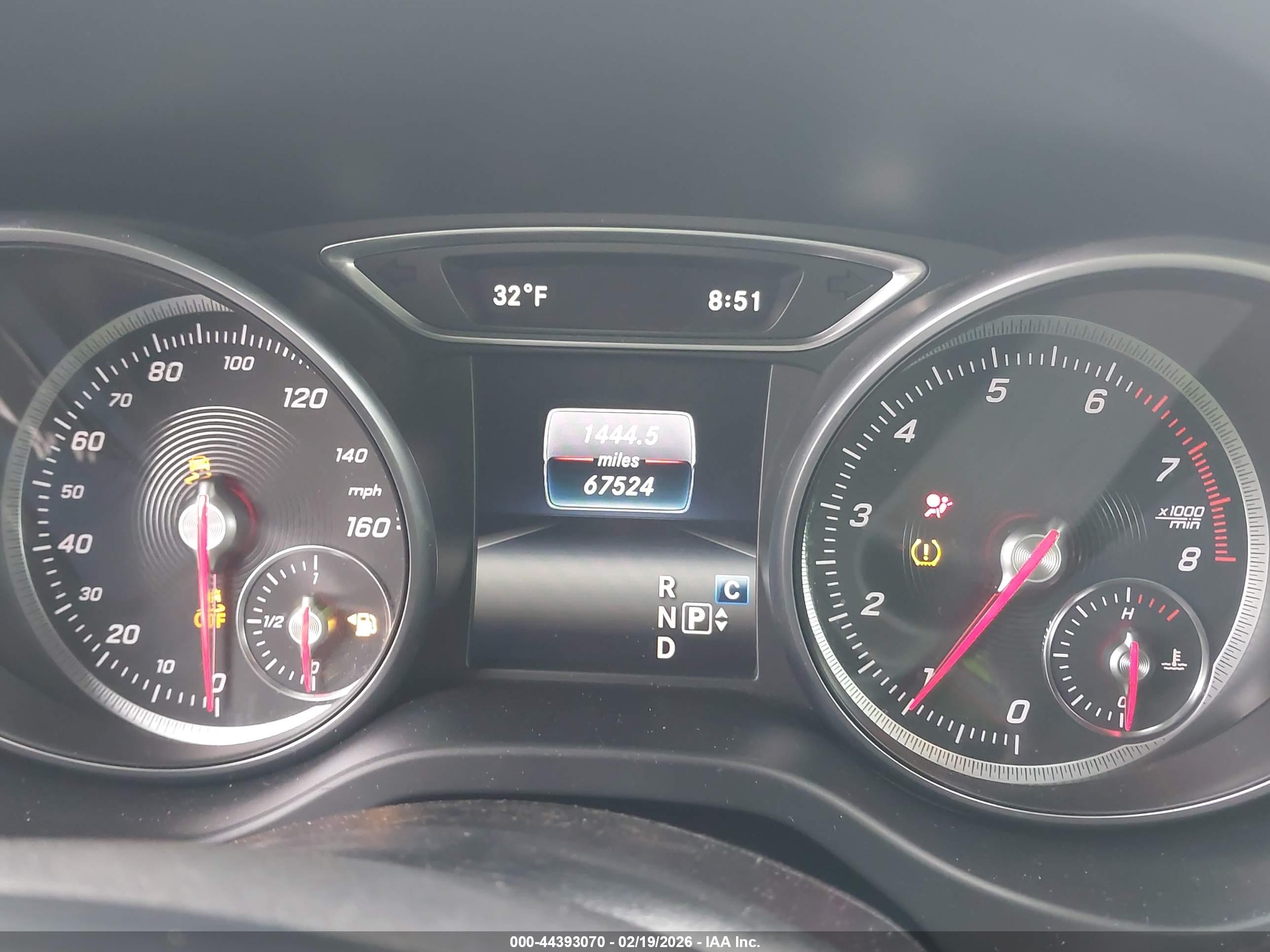 MERCEDES-BENZ CLA image 7