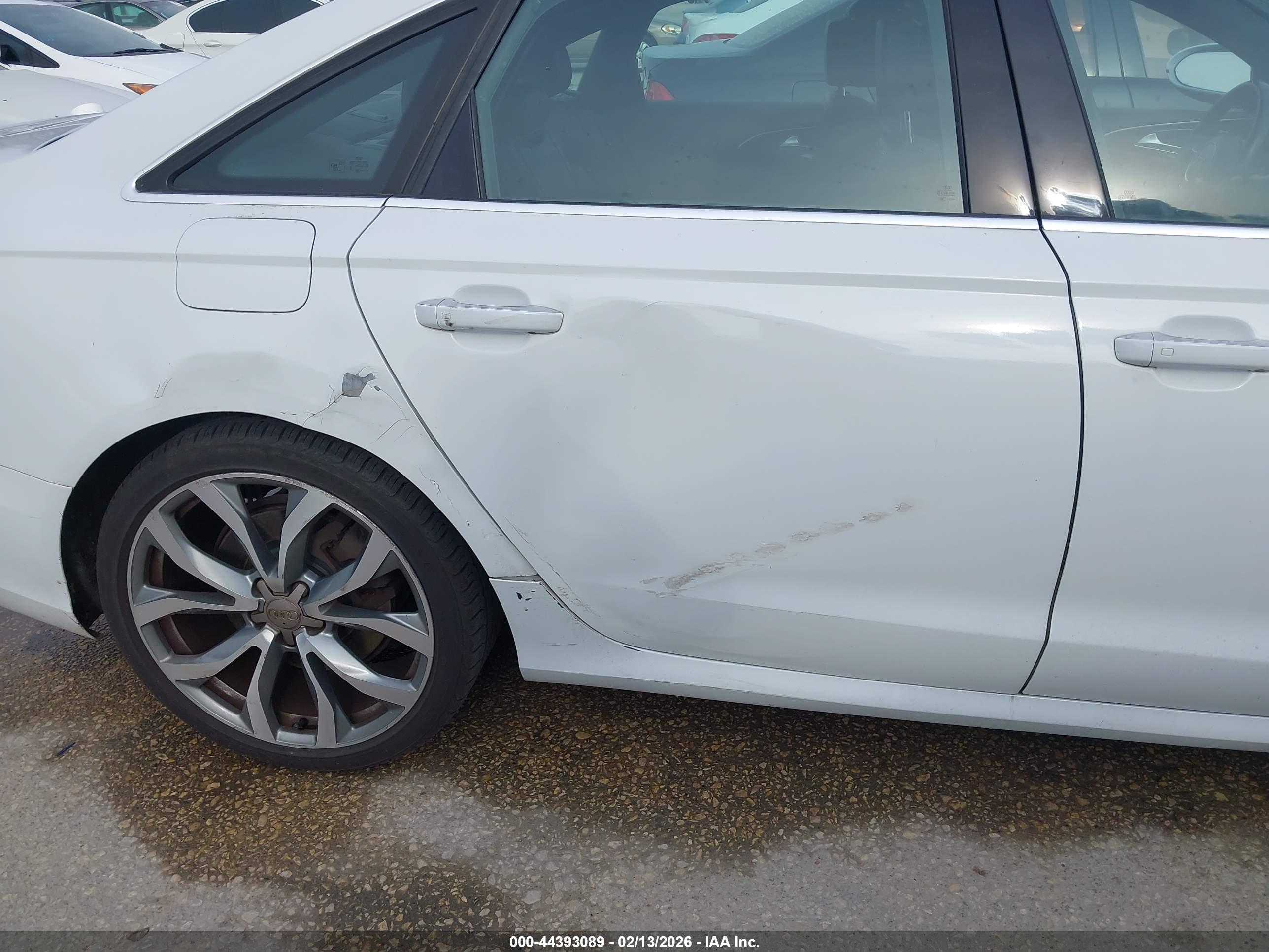 AUDI A6 image 6