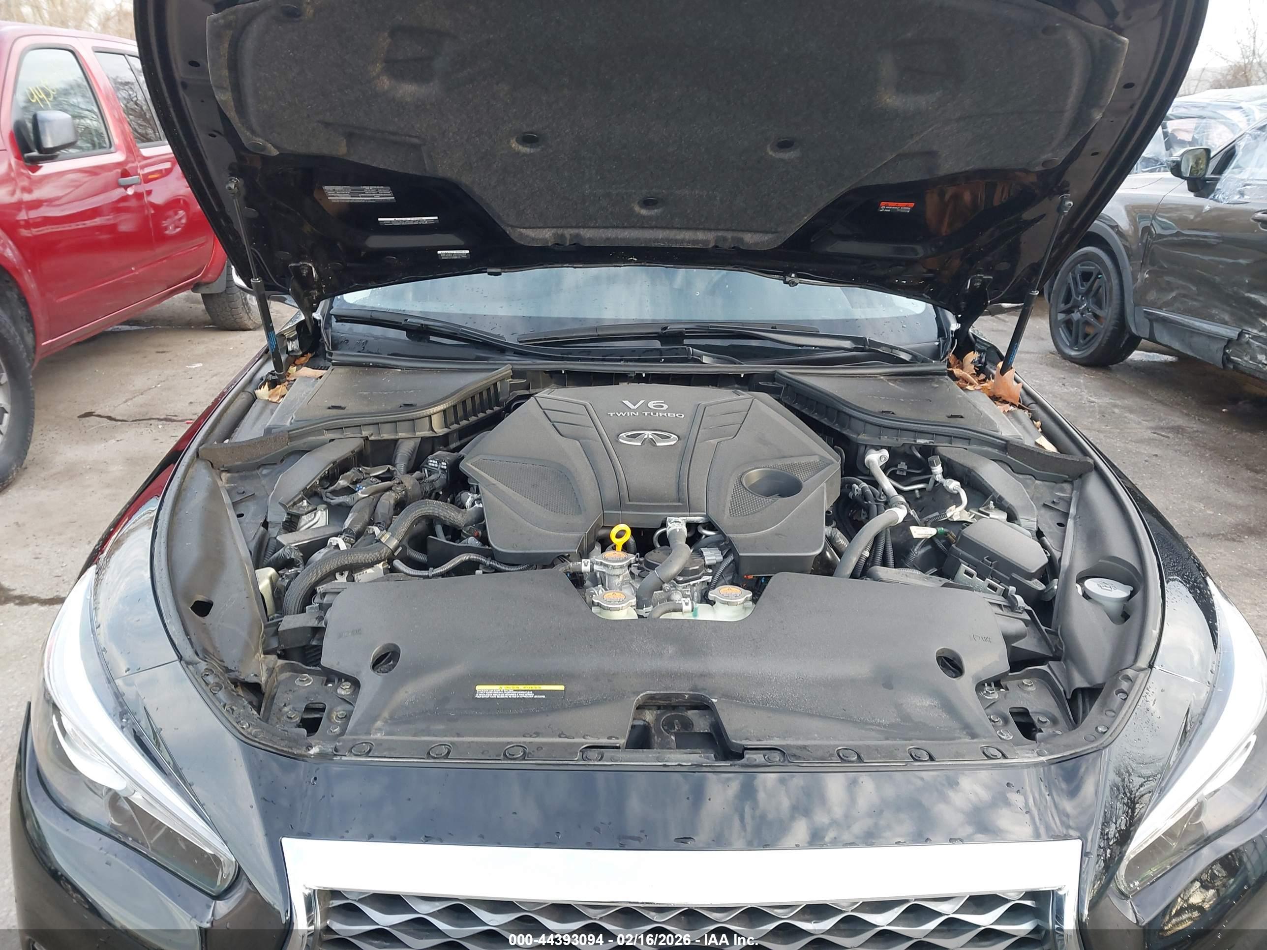 INFINITI Q50 image 10