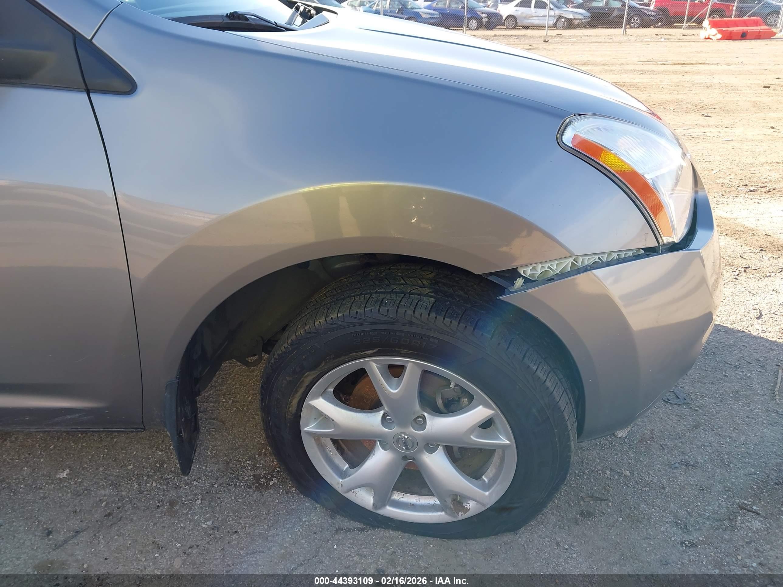 NISSAN ROGUE image 6
