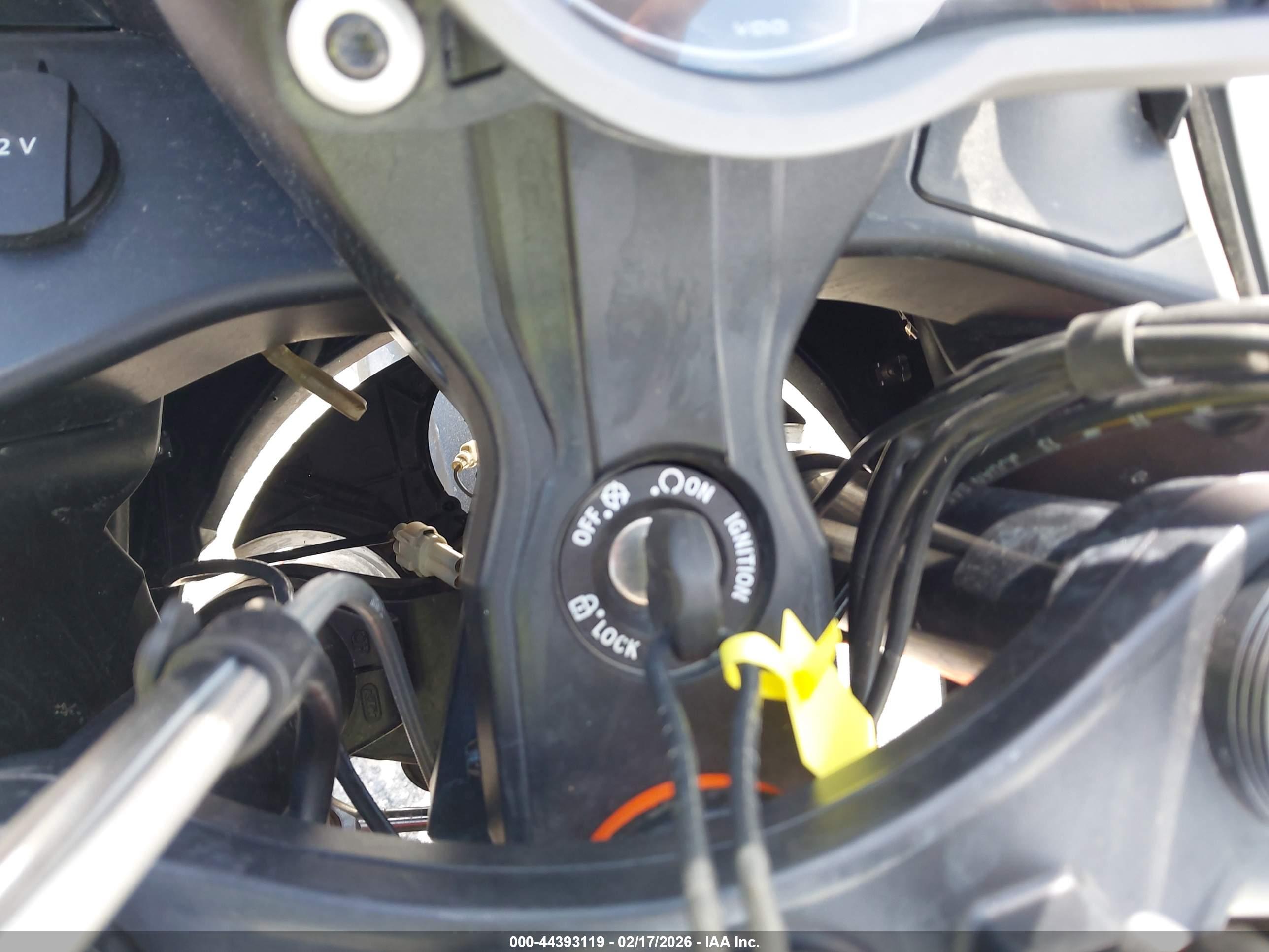 KTM 1190 image 11