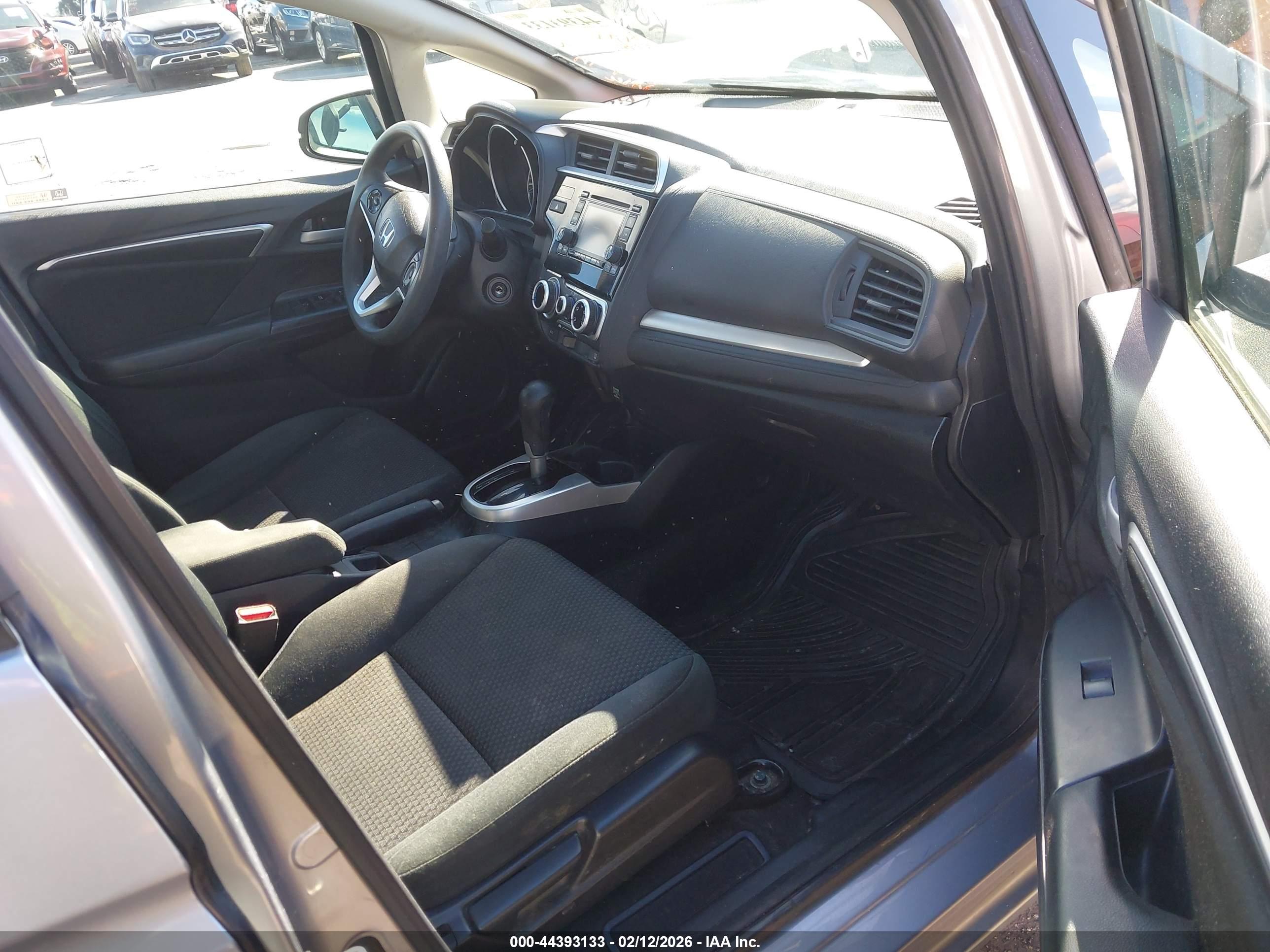 HONDA FIT image 5