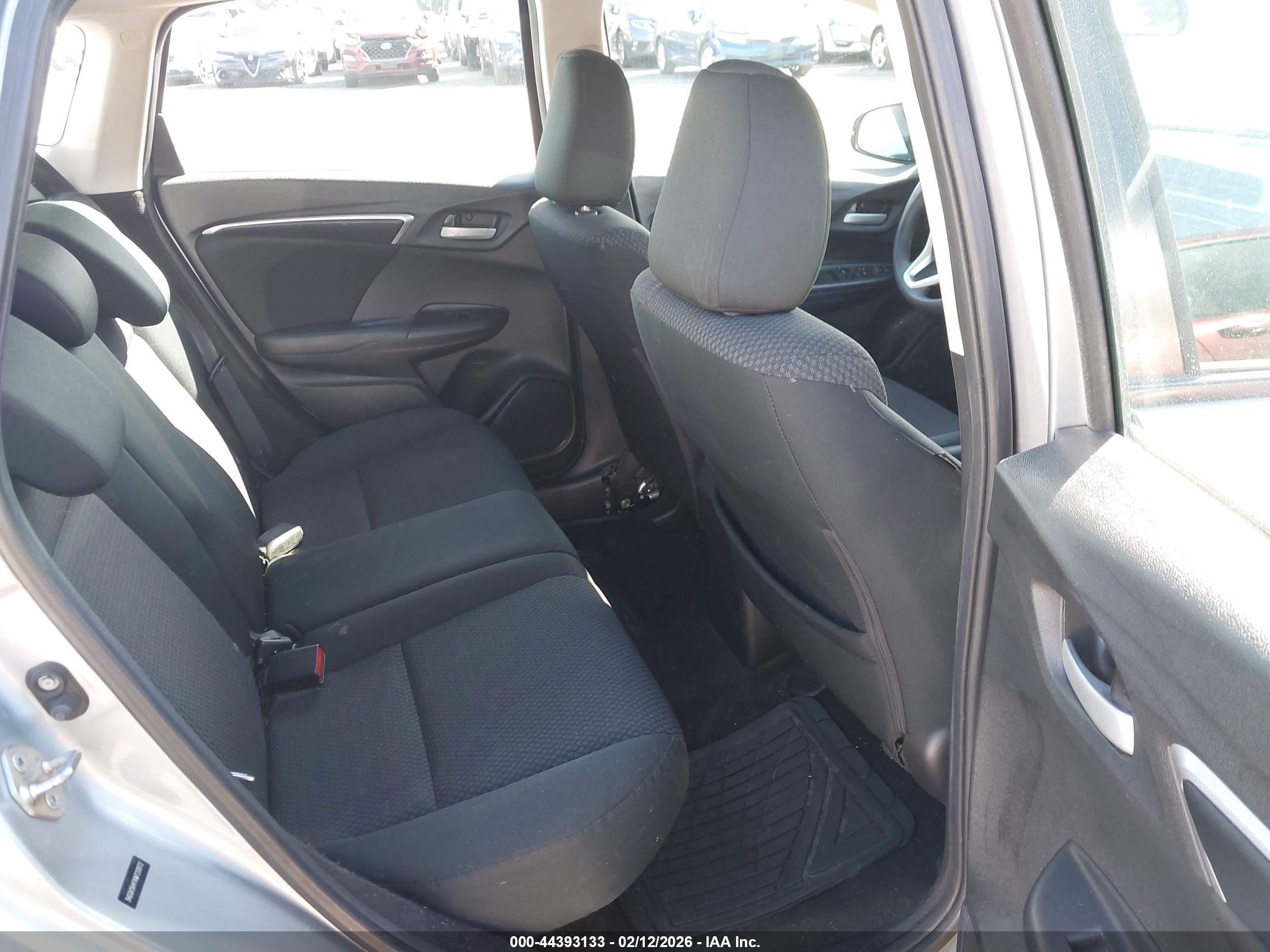 HONDA FIT image 8