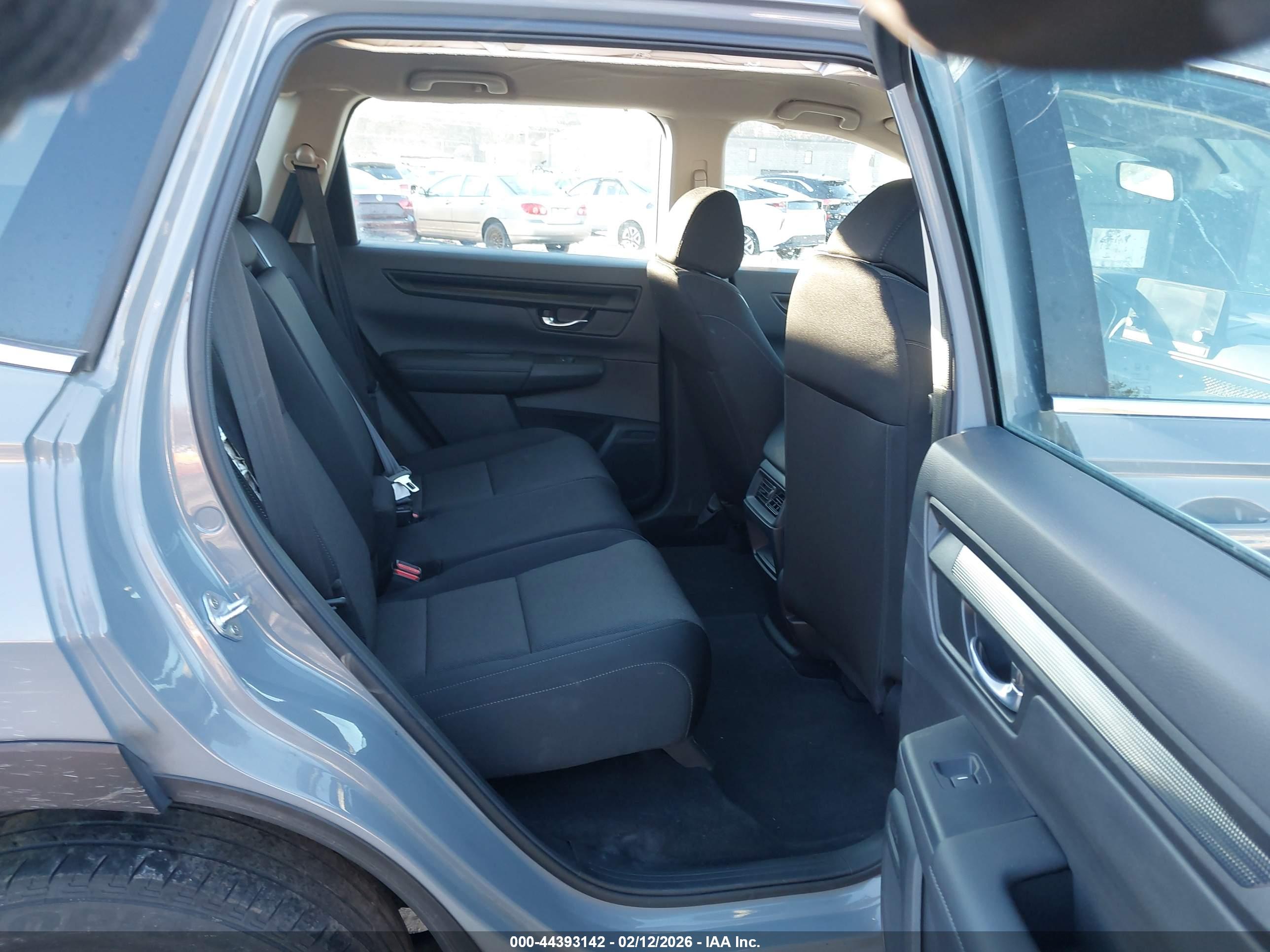 HONDA CR-V image 8