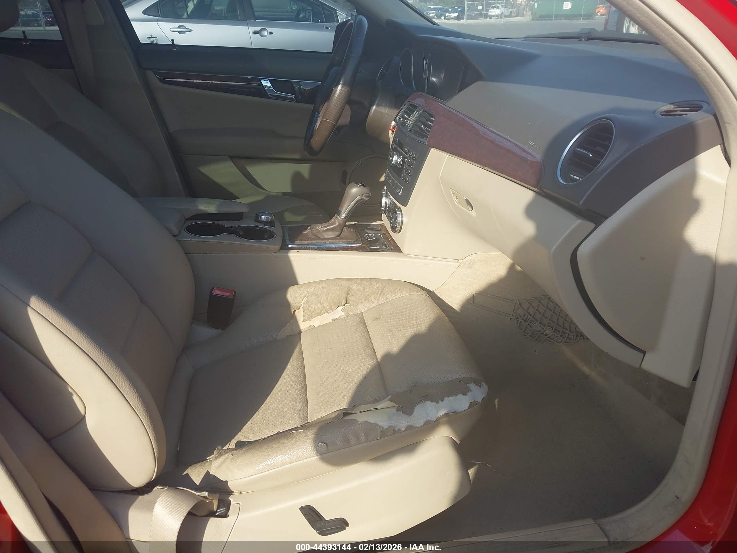 MERCEDES-BENZ C image 5