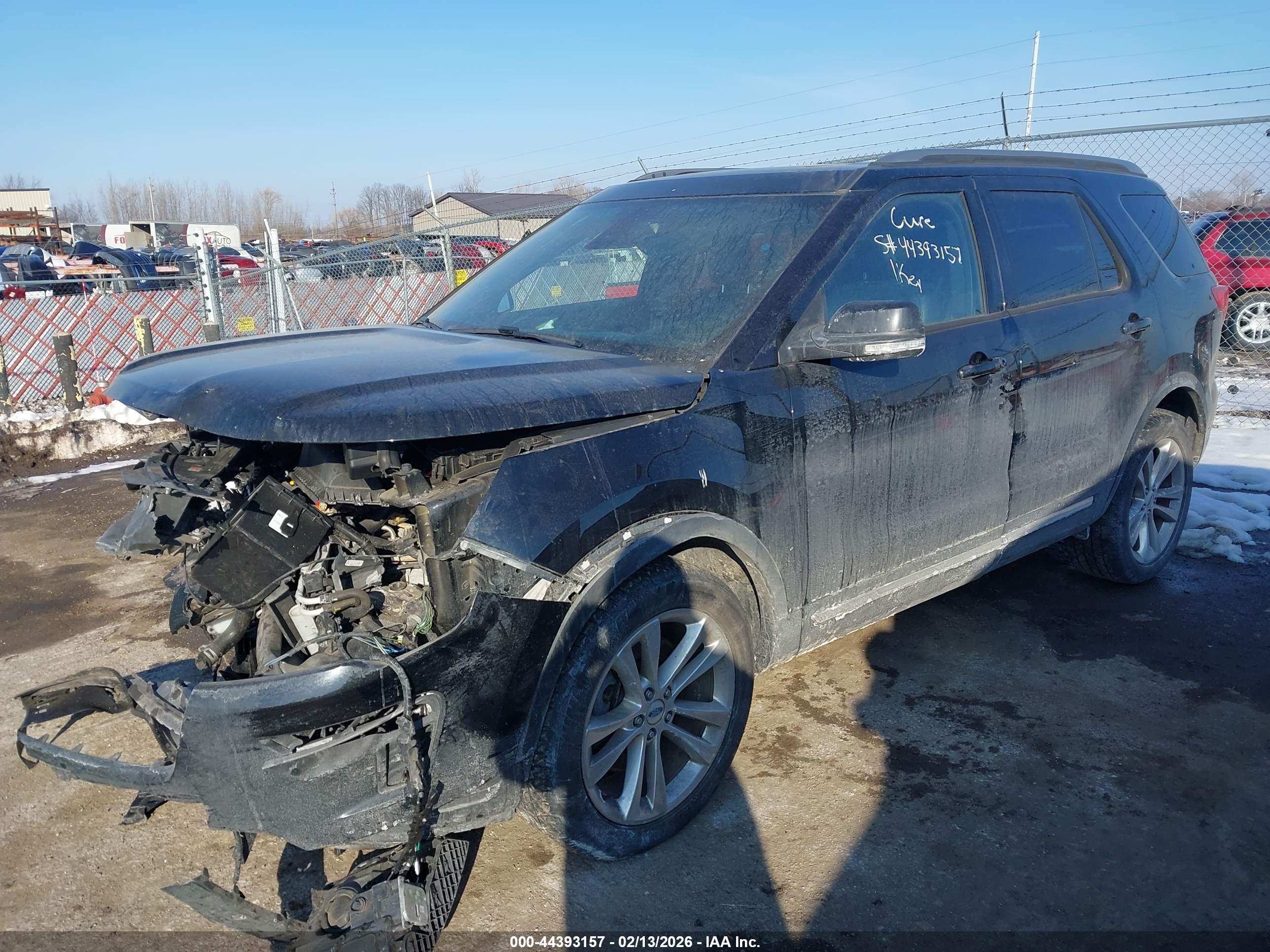 FORD EXPLORER image 2