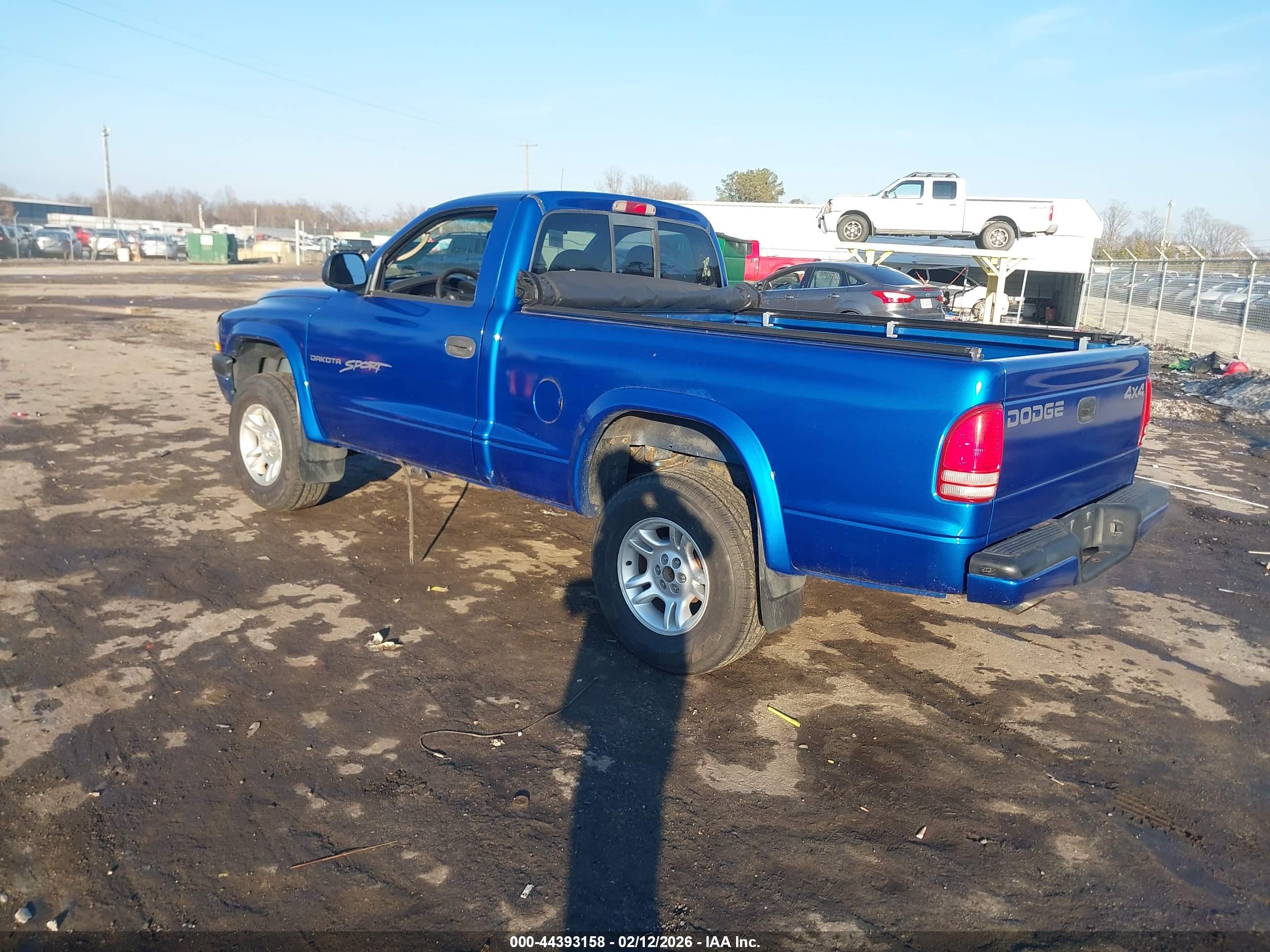DODGE DAKOTA image 3