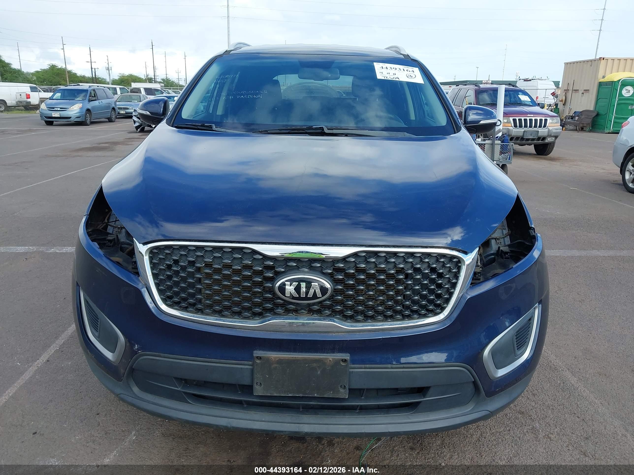 KIA SORENTO image 6