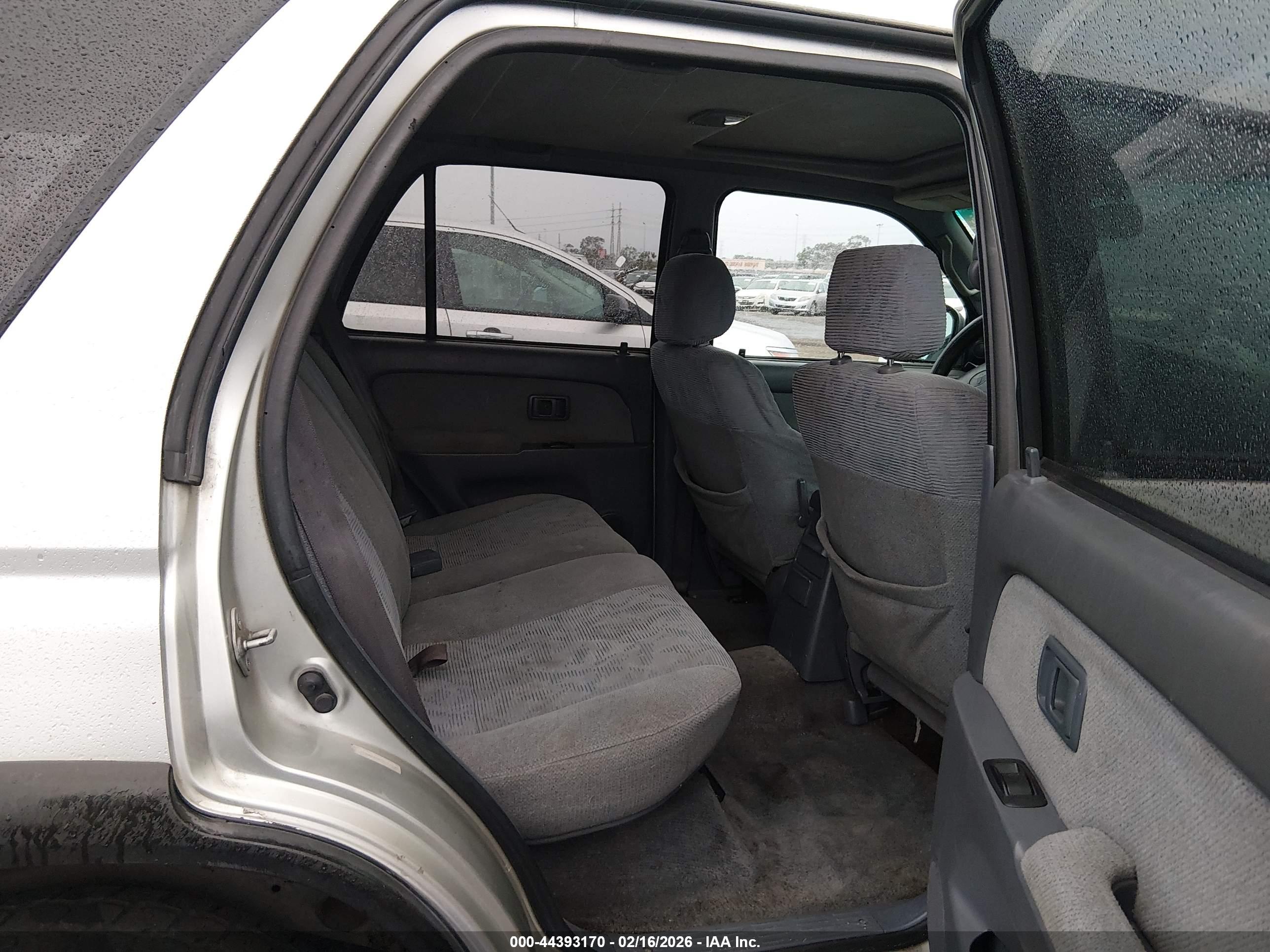 TOYOTA 4RUNNER image 8