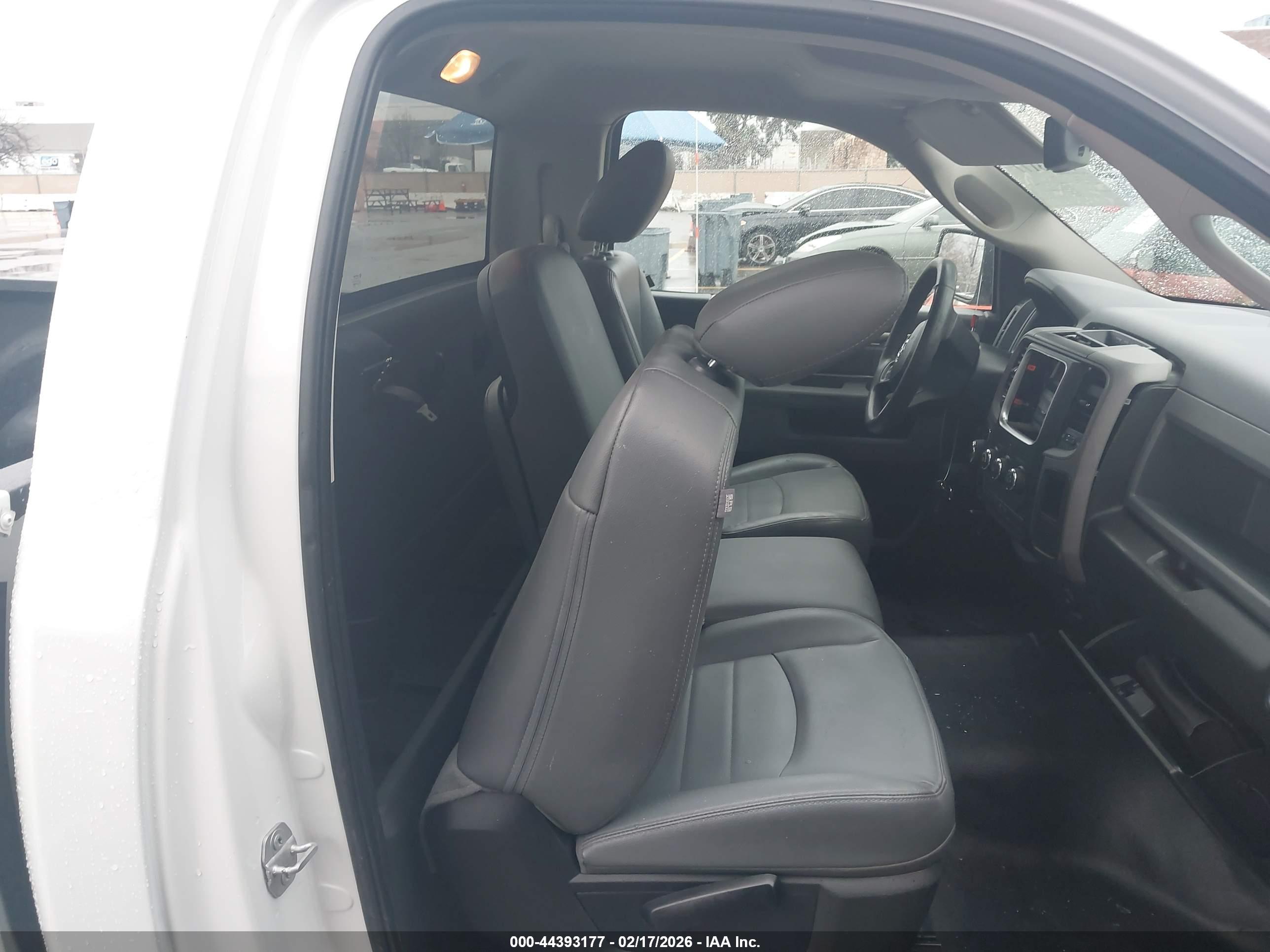 RAM 1500 image 8