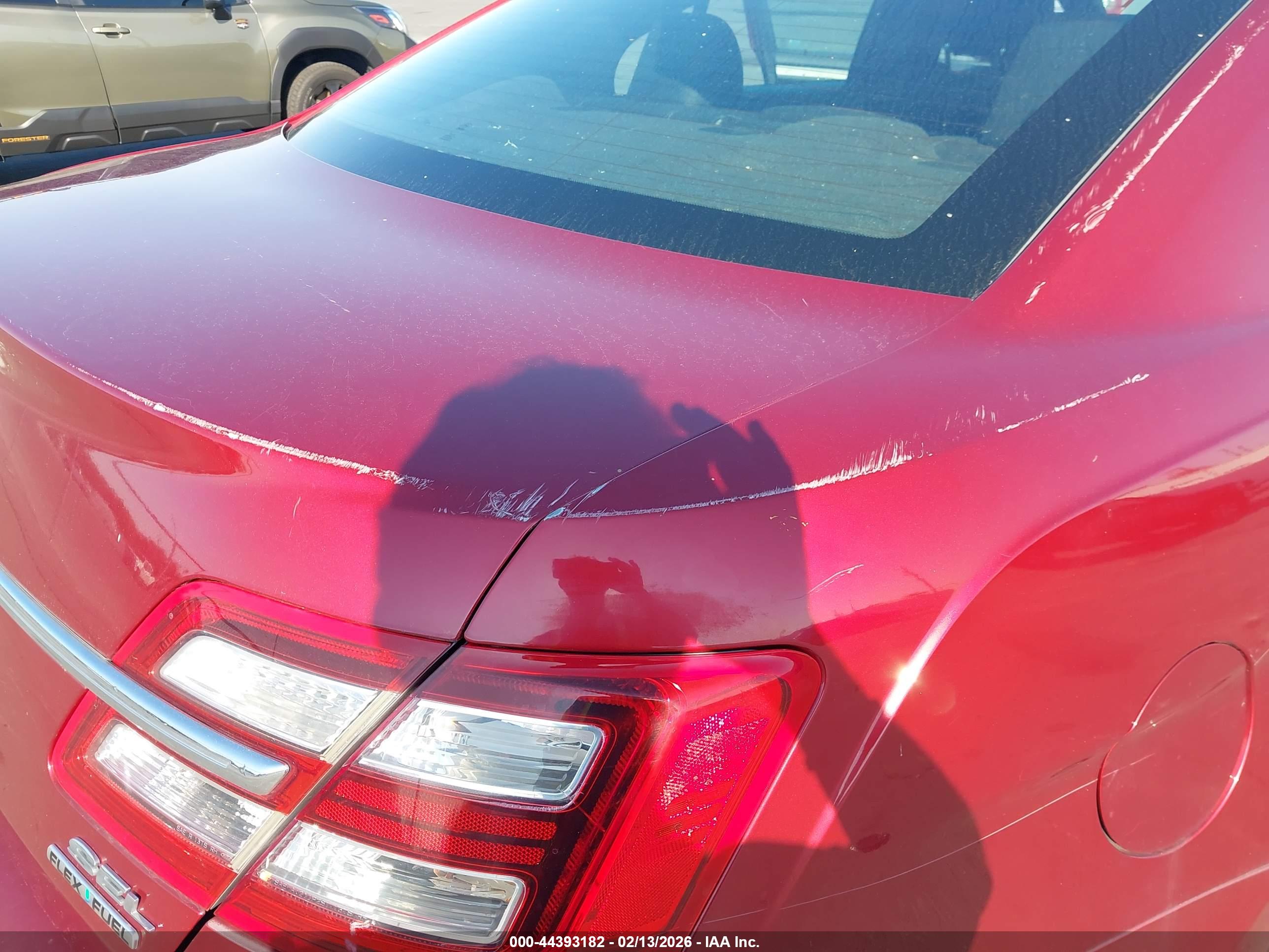 FORD TAURUS image 6