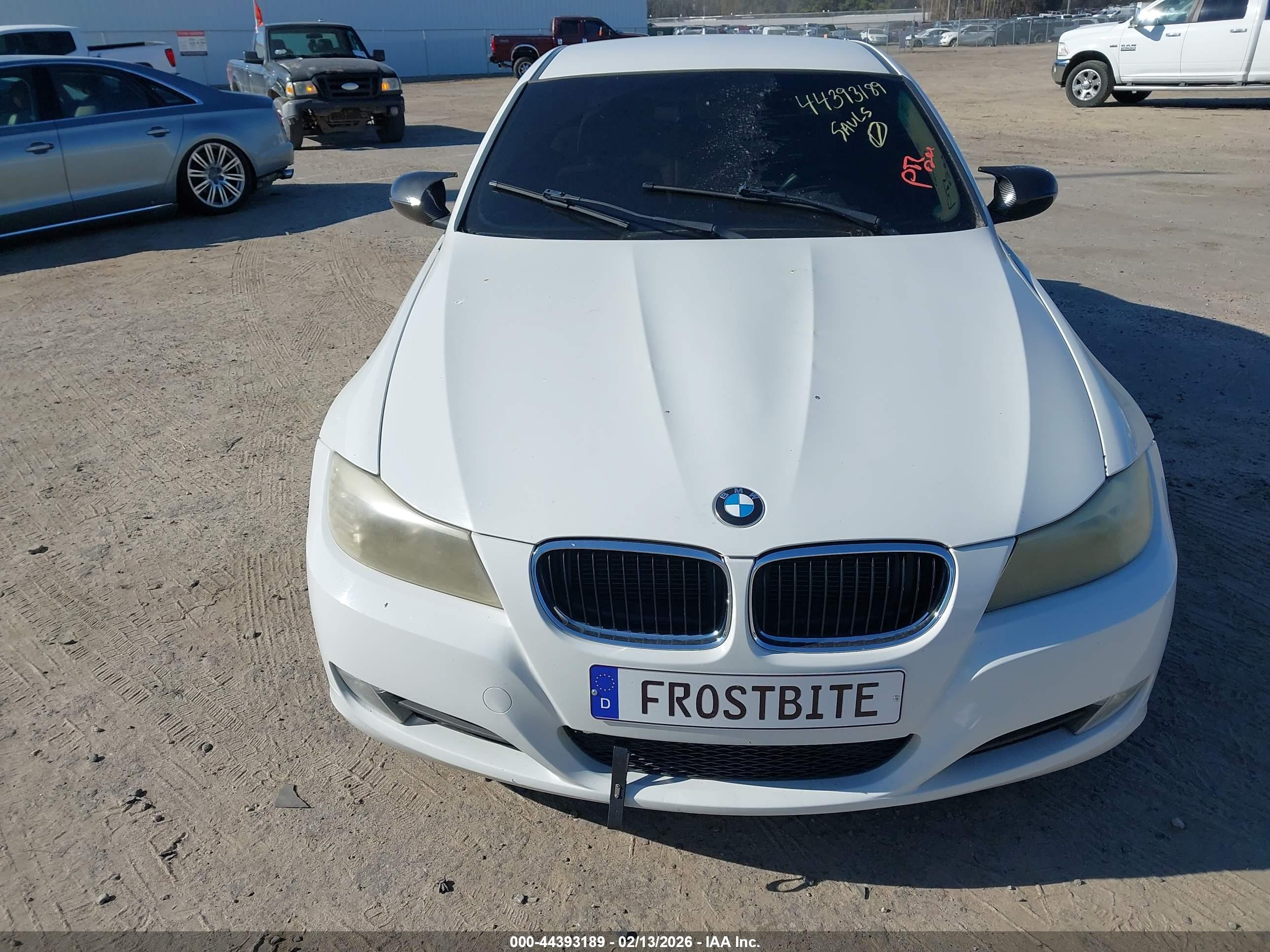 BMW 328I image 6