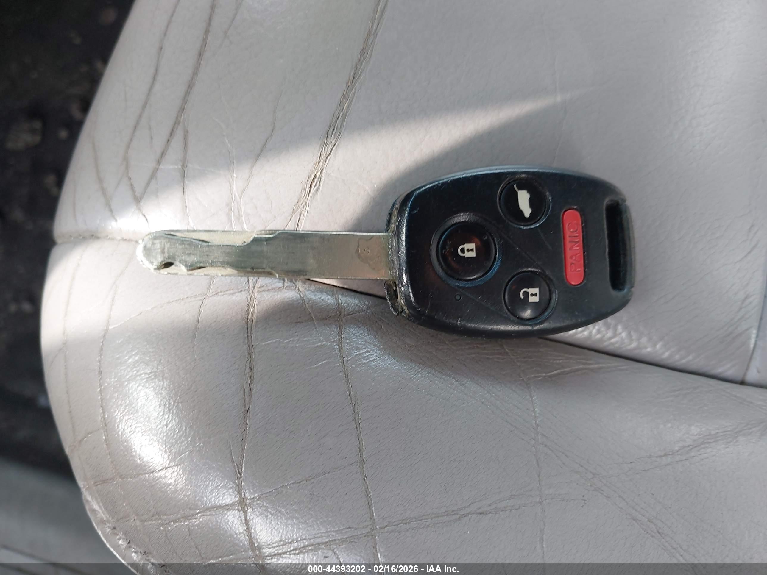 HONDA PILOT image 11