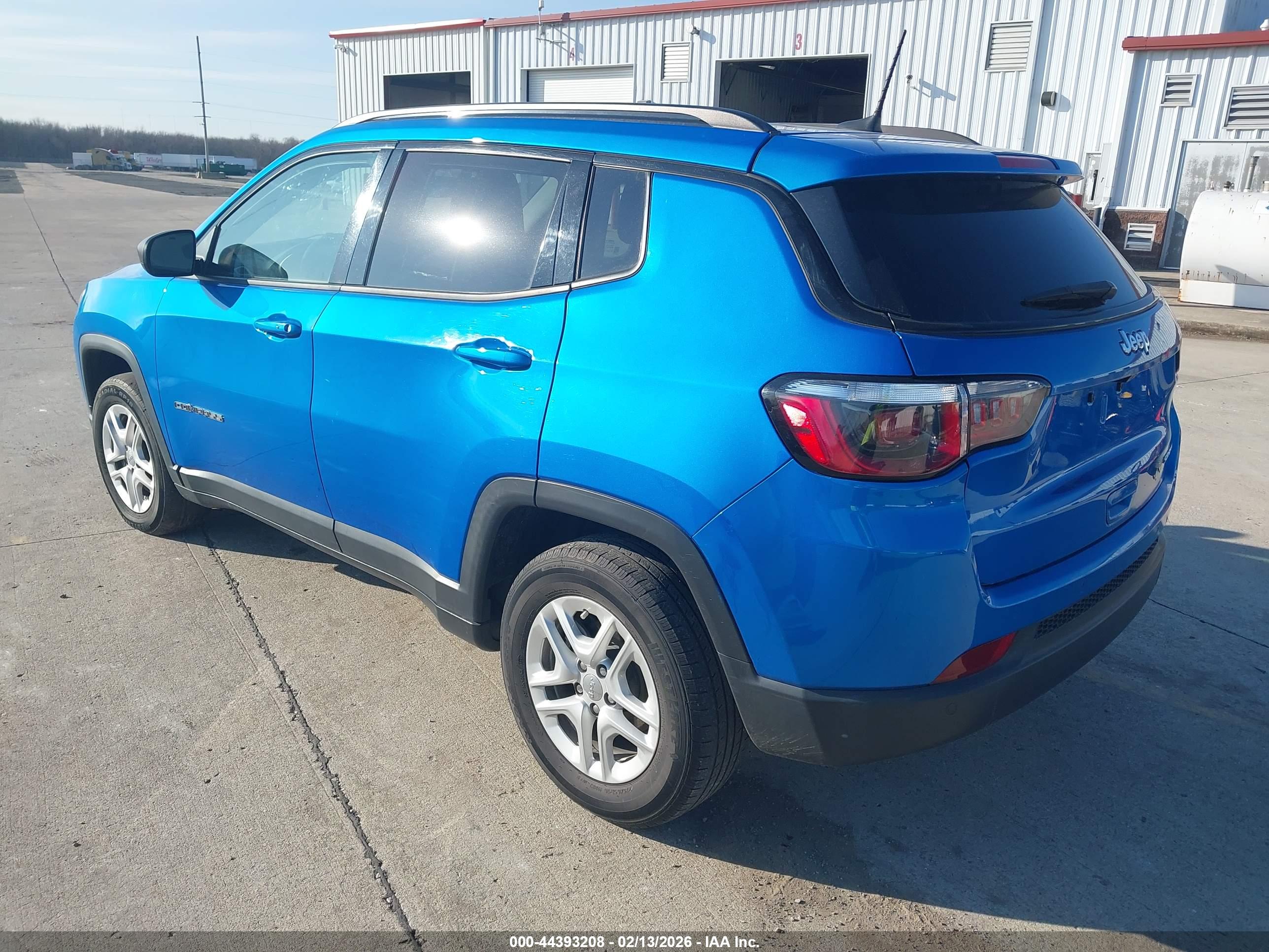JEEP COMPASS image 3