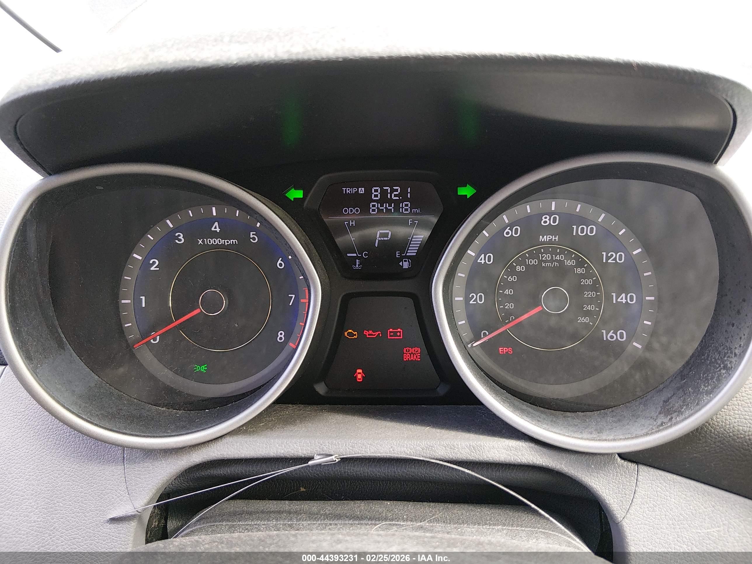 HYUNDAI ELANTRA image 7