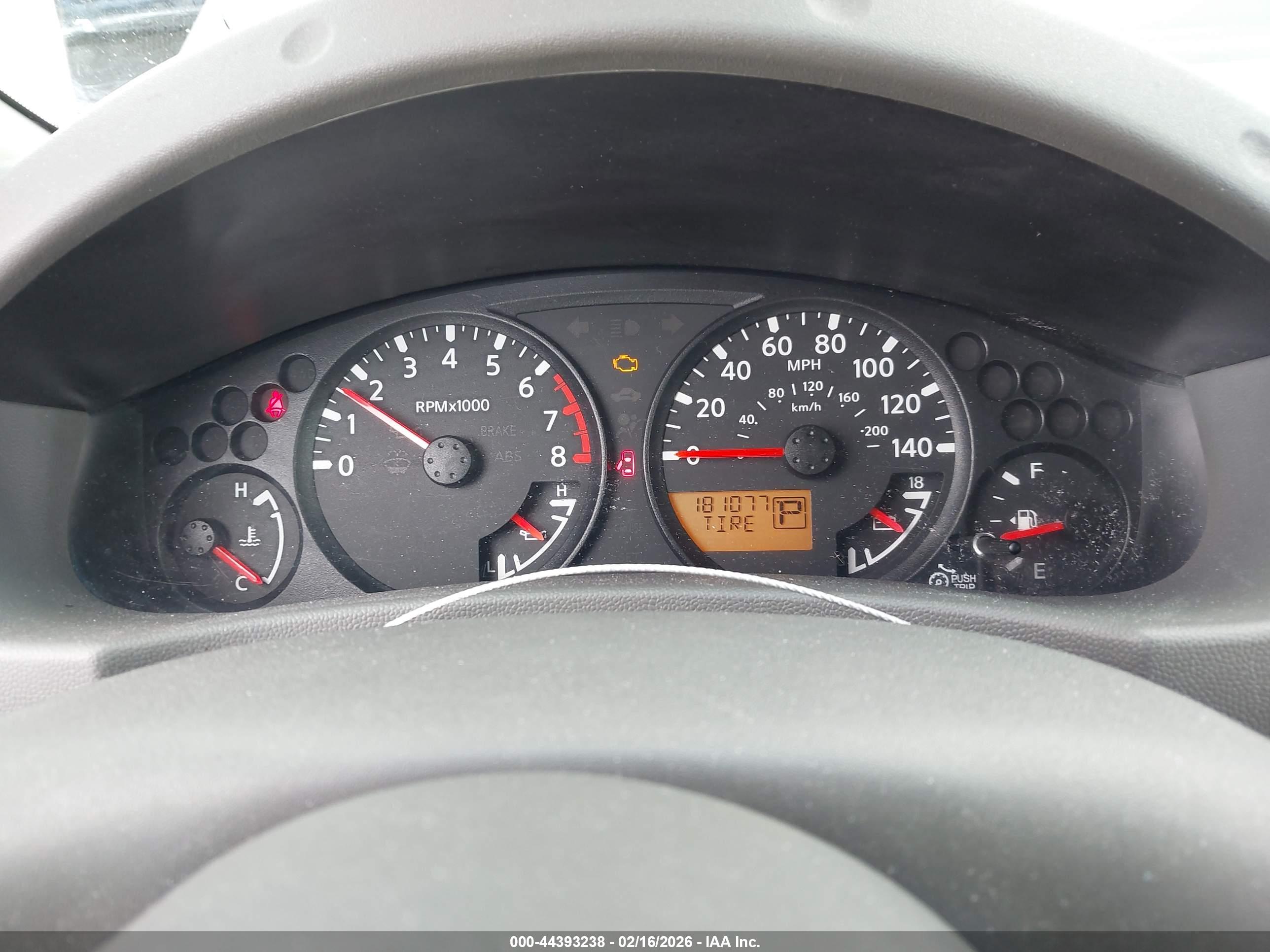 NISSAN FRONTIER image 7
