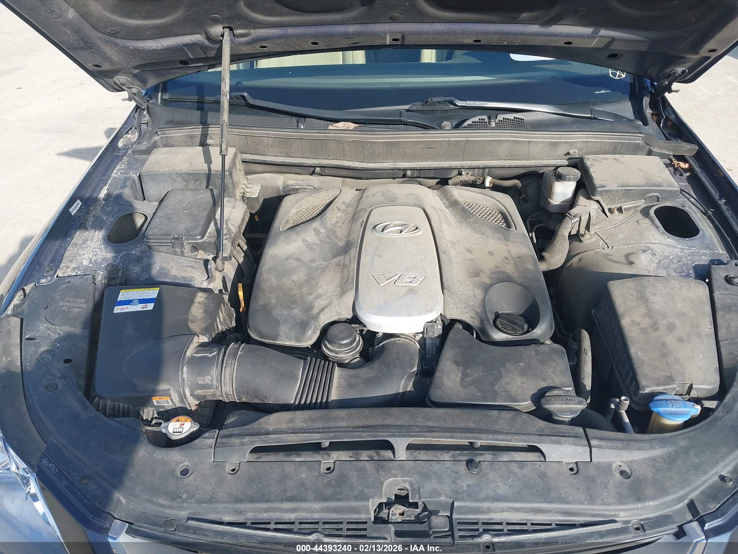HYUNDAI GENESIS image 10