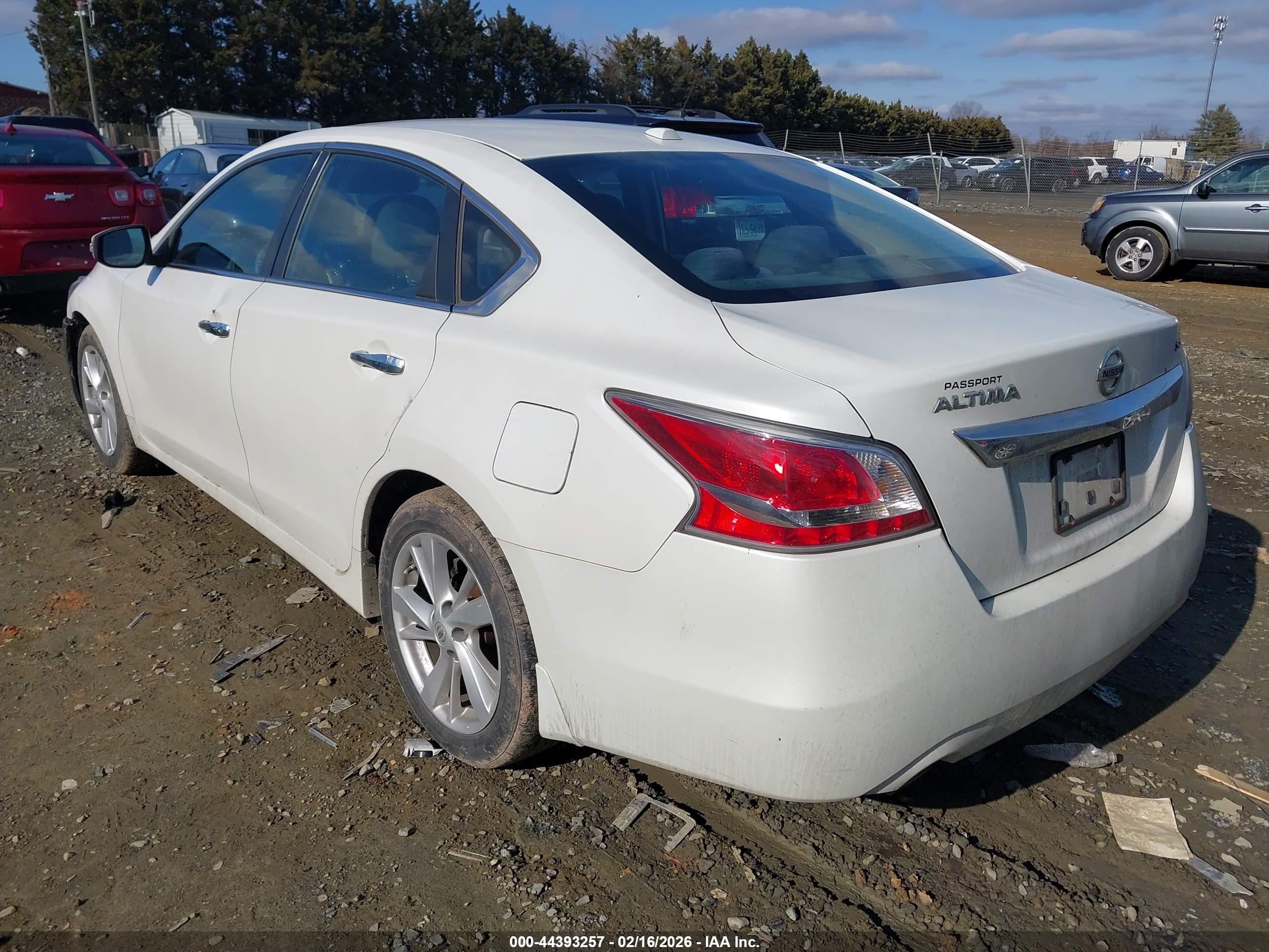 NISSAN ALTIMA image 3