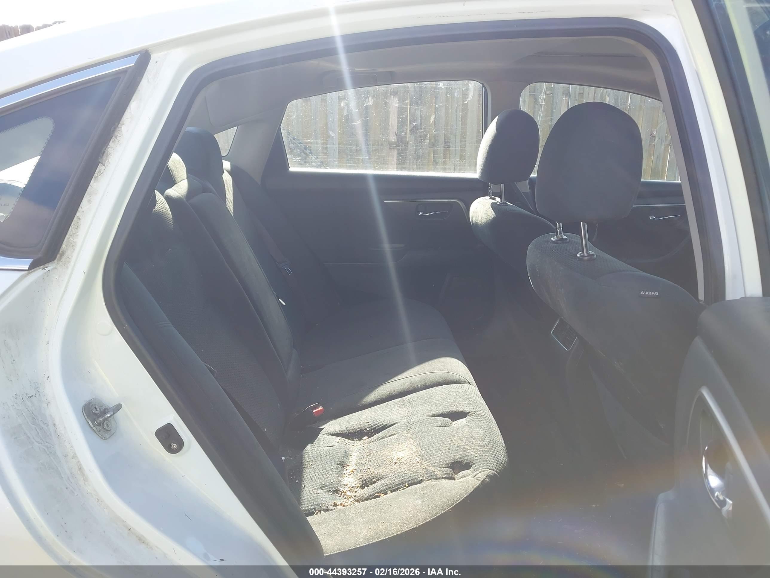 NISSAN ALTIMA image 8