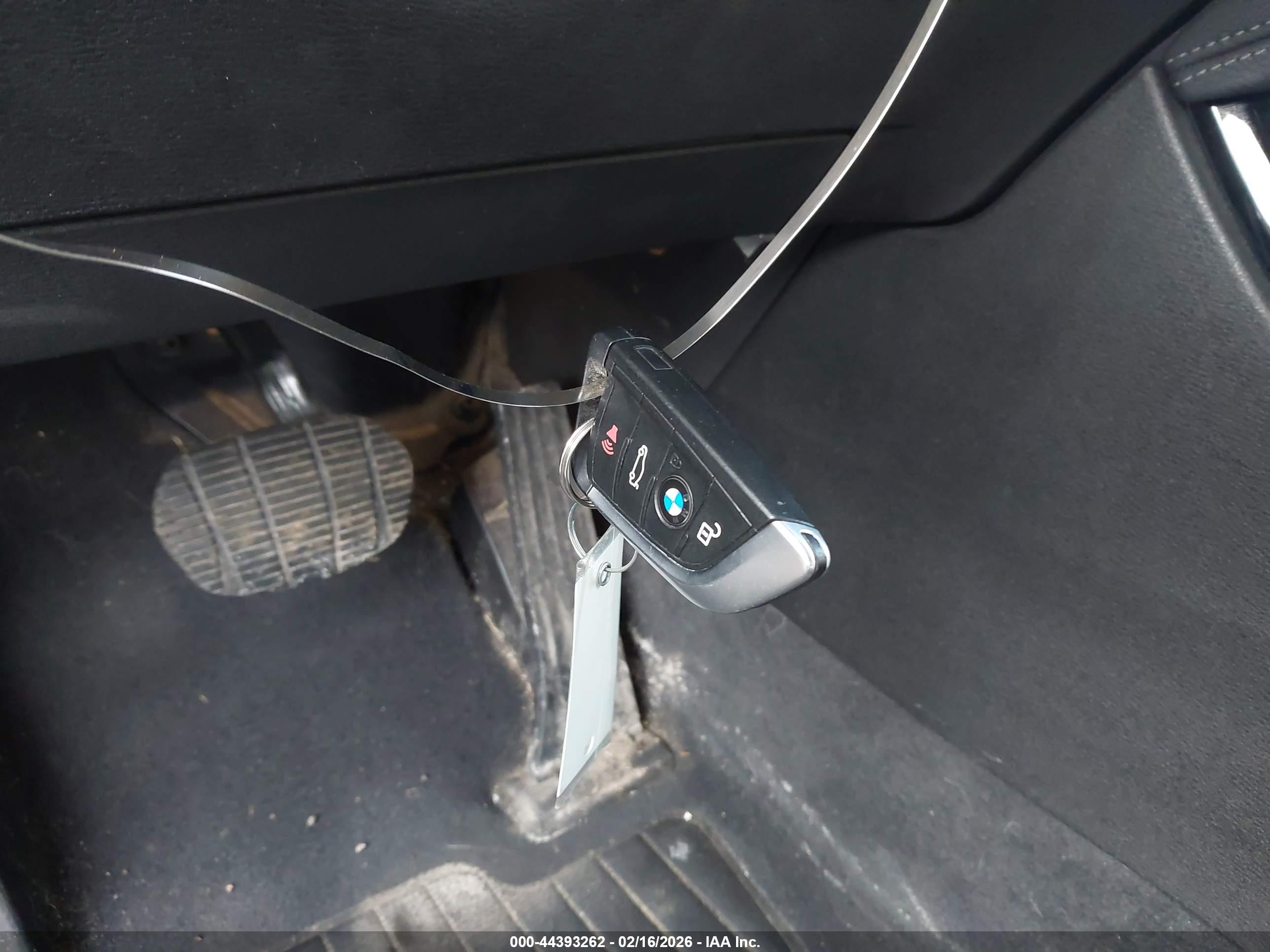 BMW X1 image 11