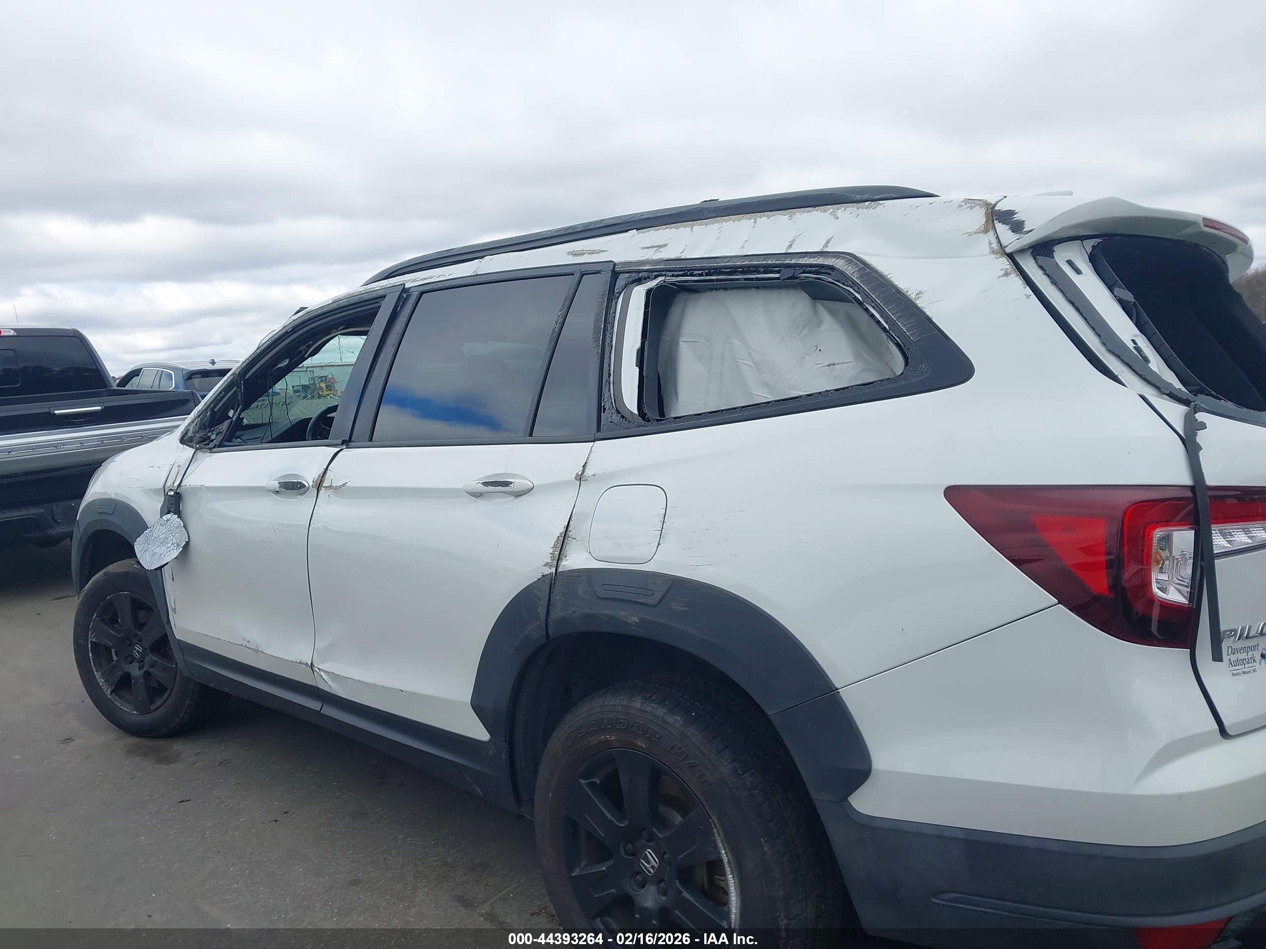 HONDA PILOT image 6