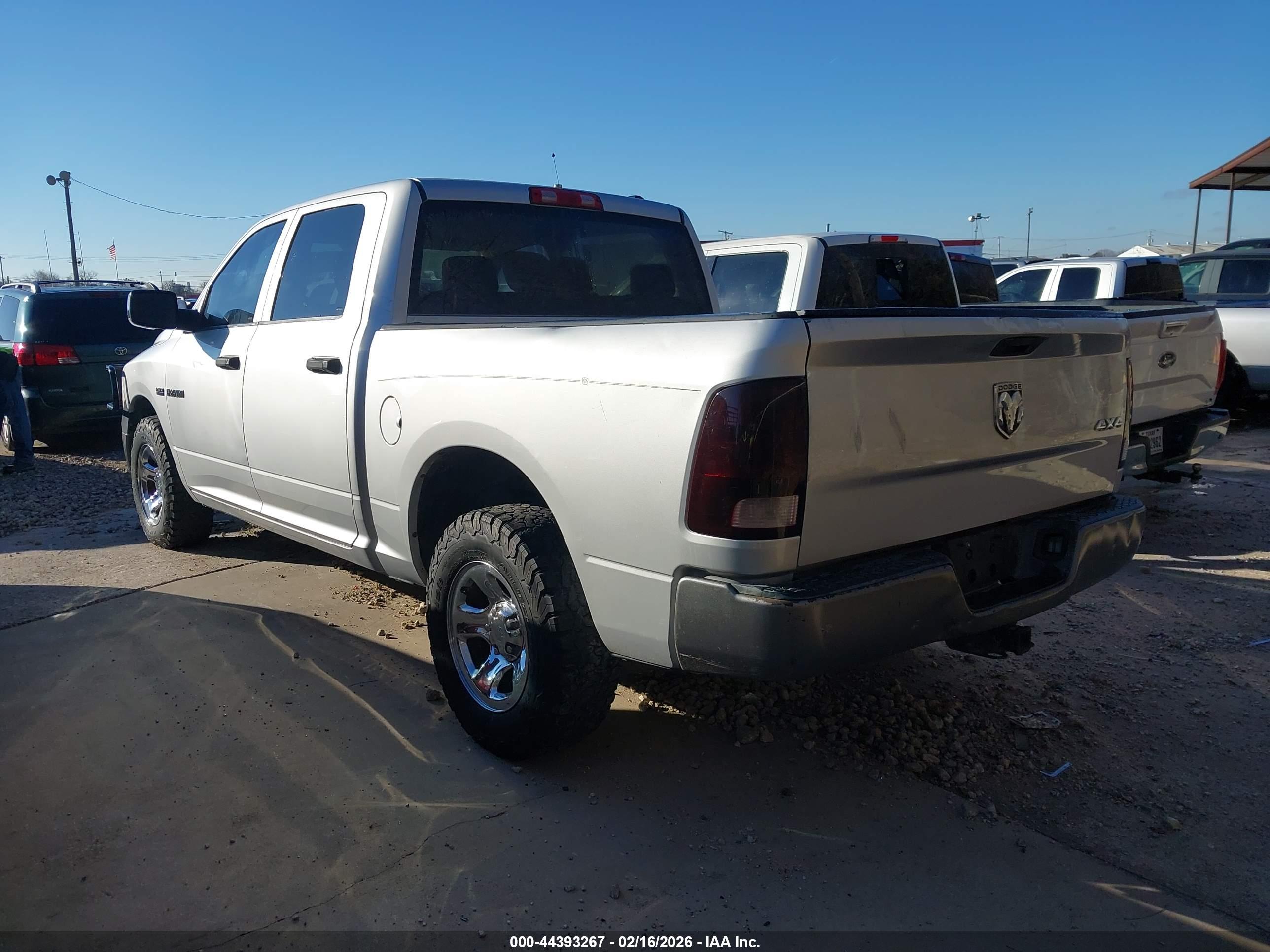 DODGE RAM image 3