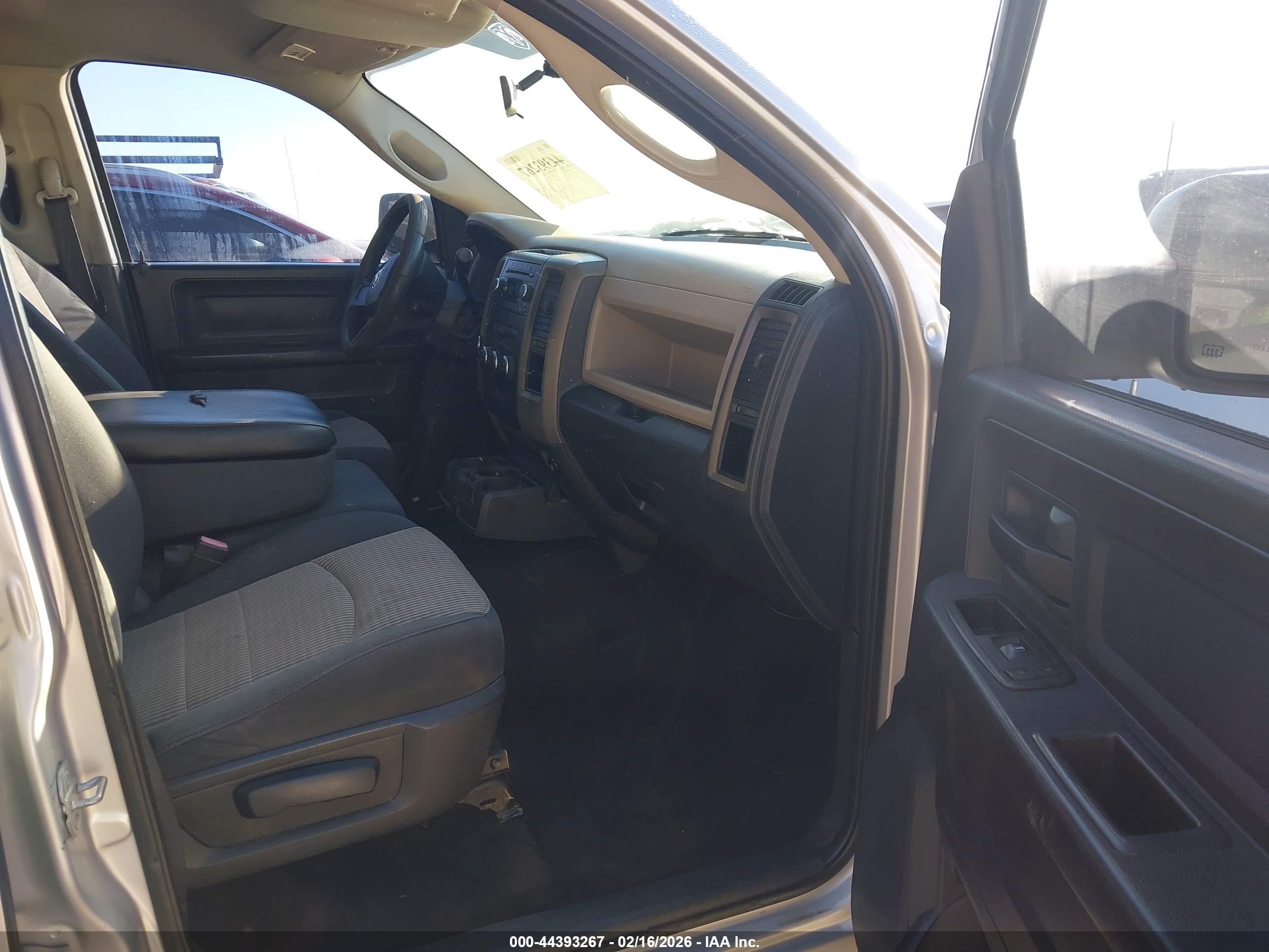 DODGE RAM image 5