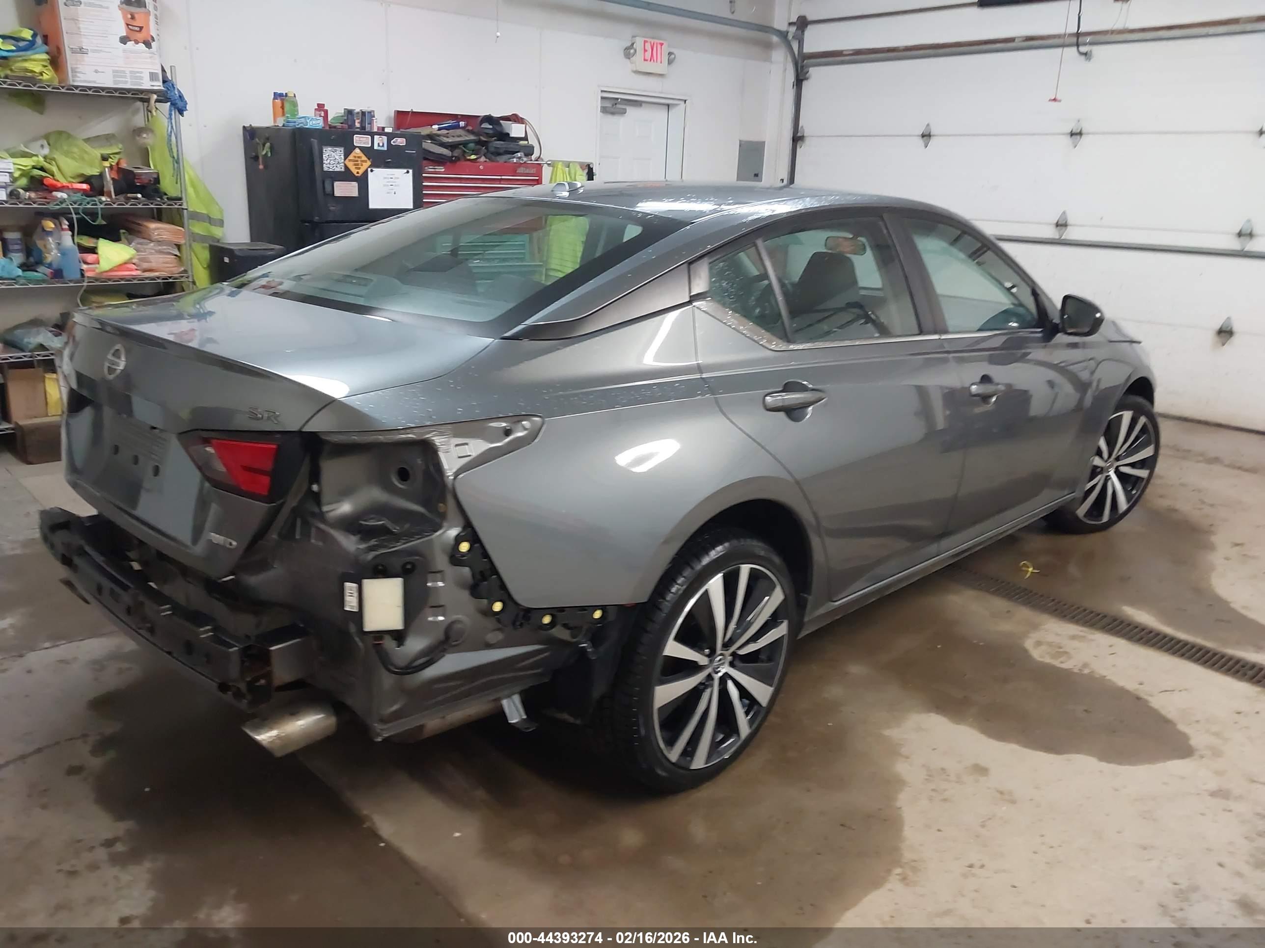NISSAN ALTIMA image 4