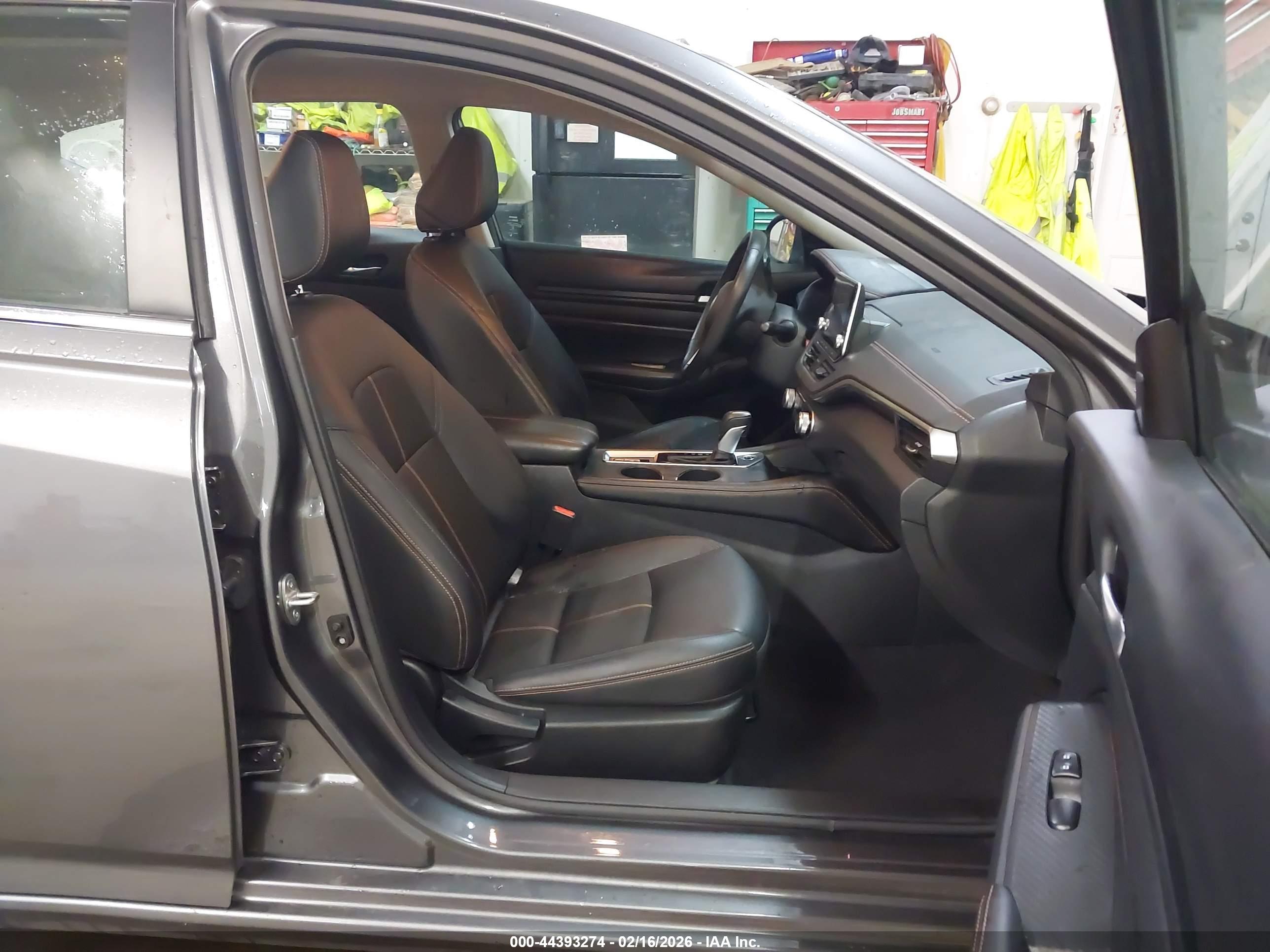 NISSAN ALTIMA image 5