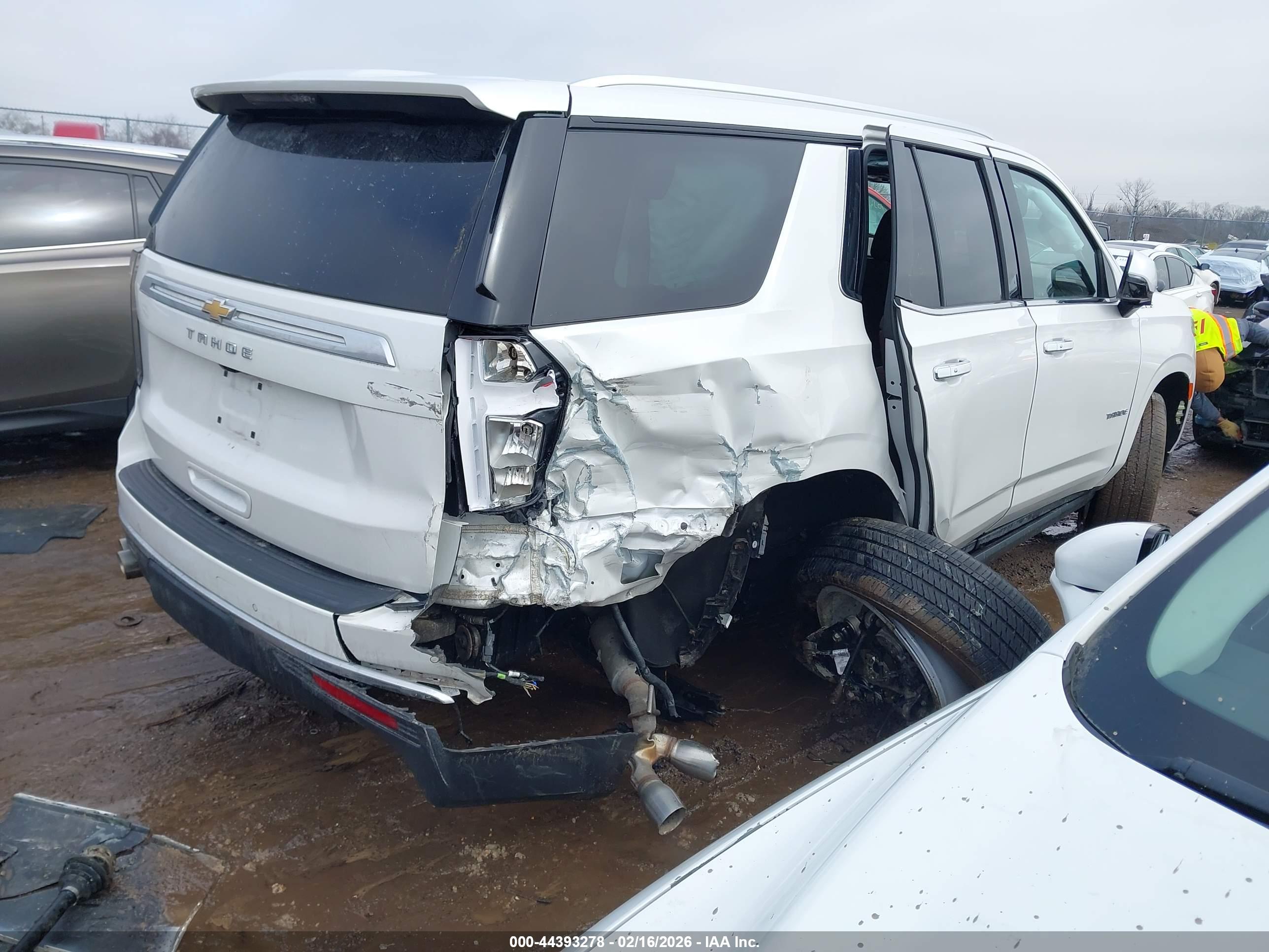 CHEVROLET TAHOE image 4