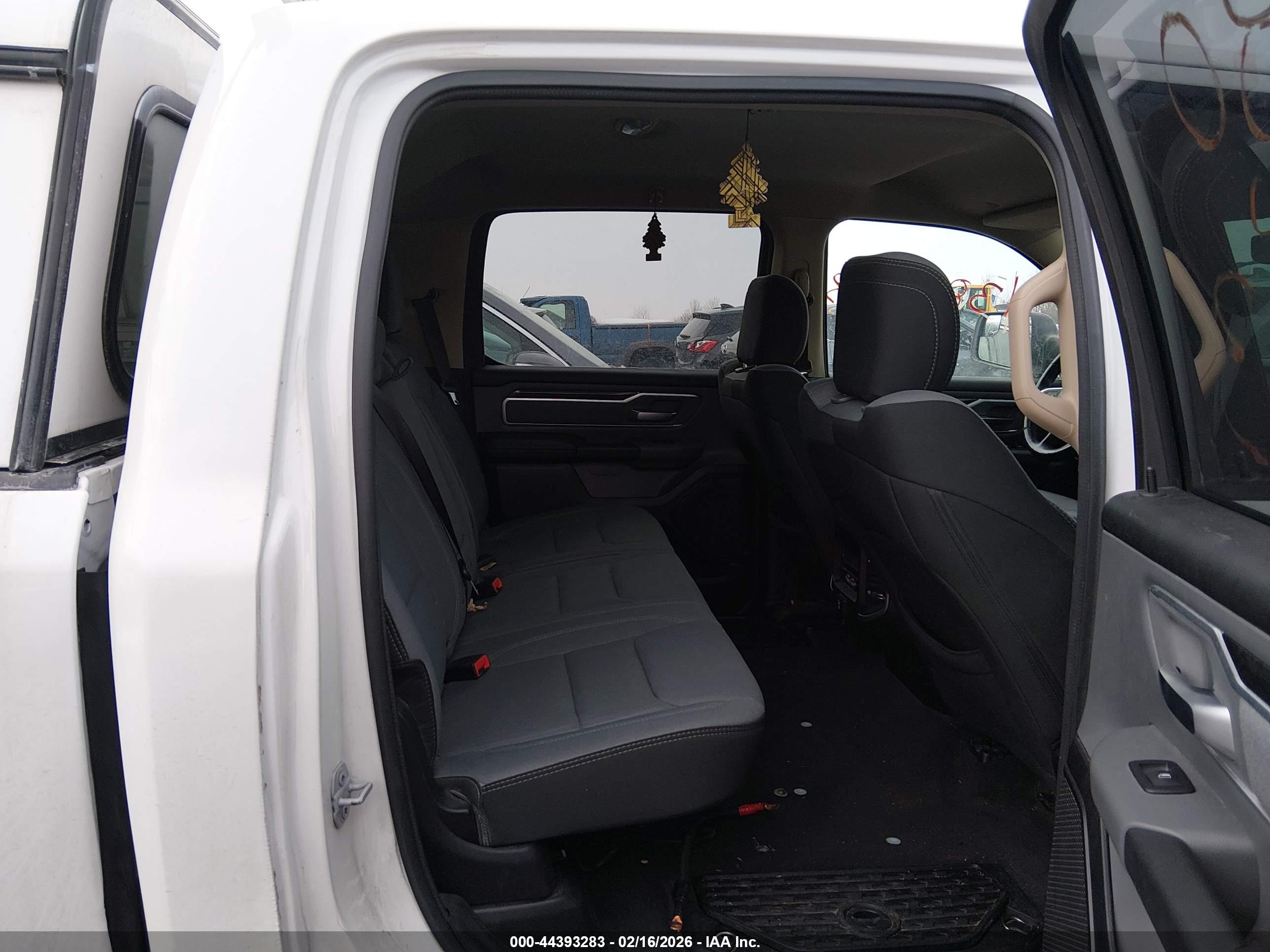 RAM 1500 image 8
