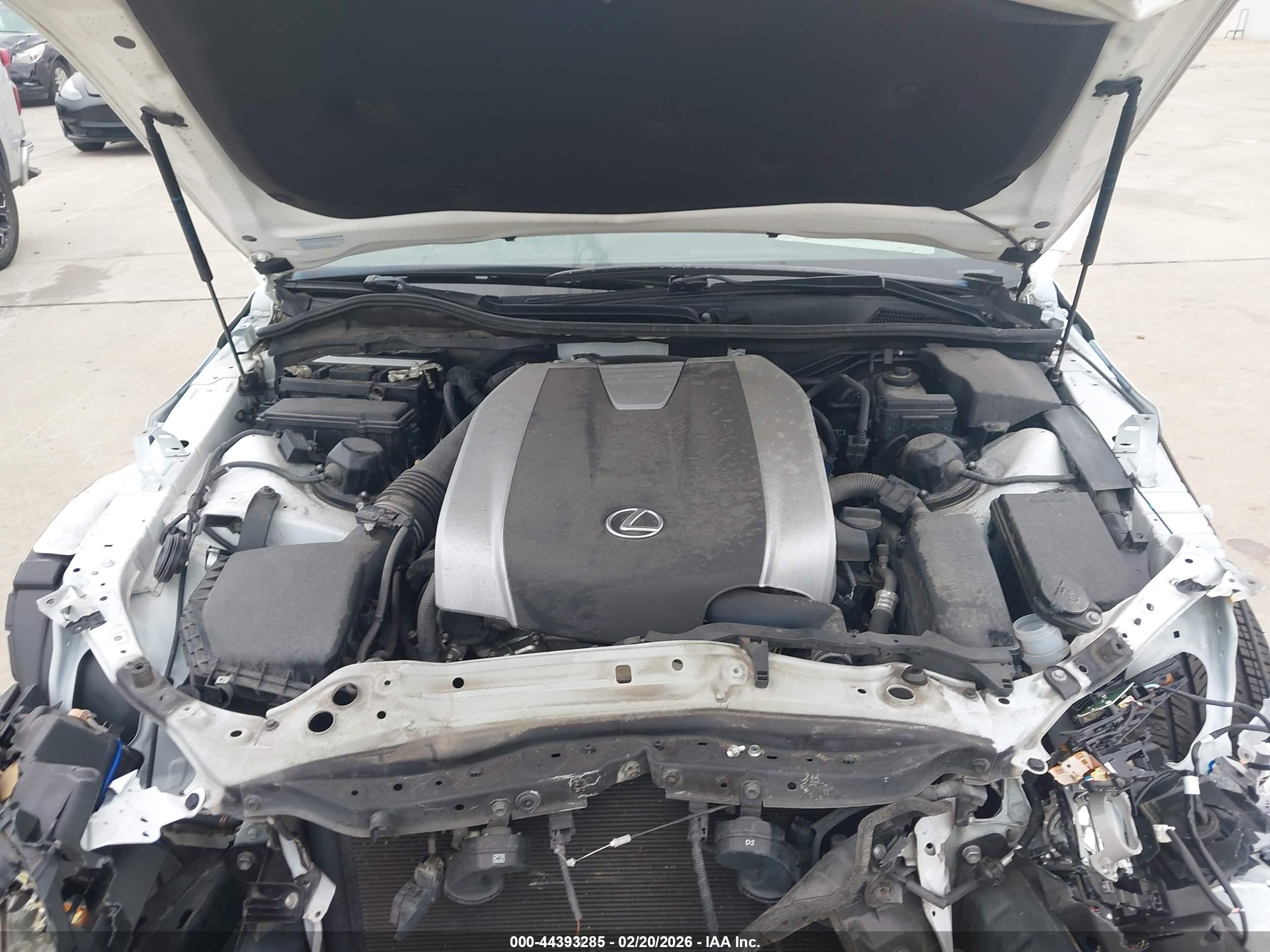 LEXUS GS image 10