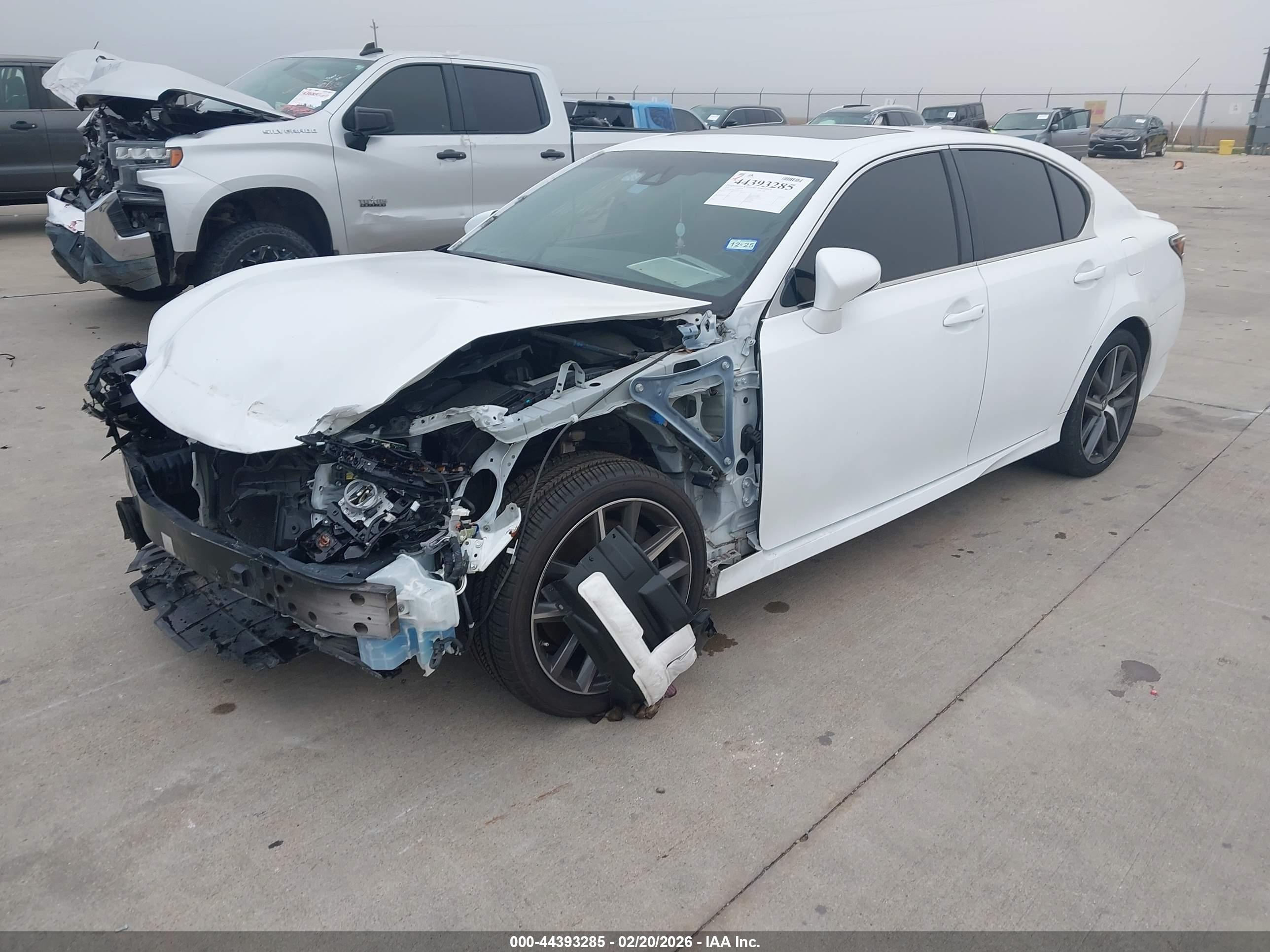 LEXUS GS image 2