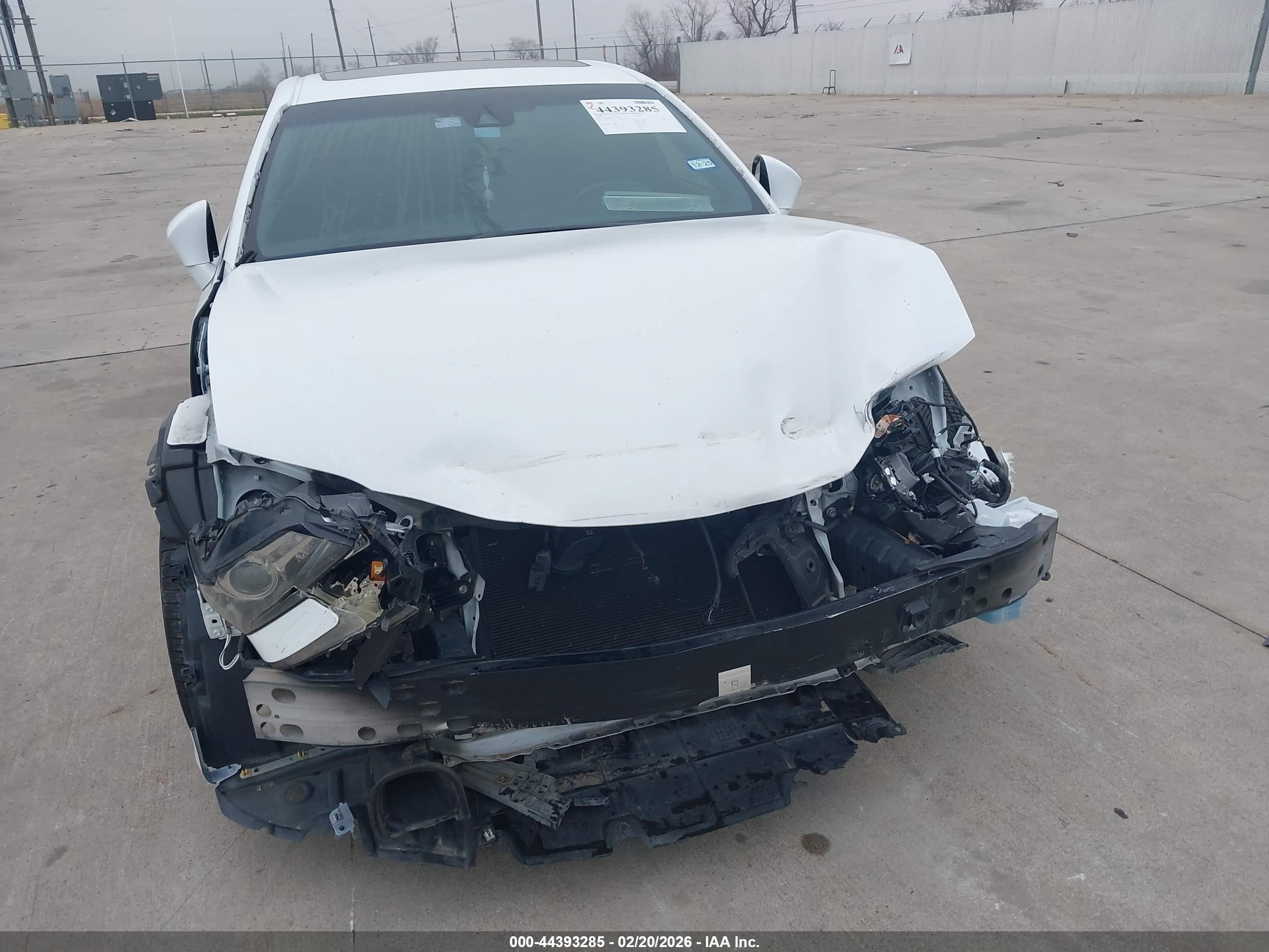 LEXUS GS image 6