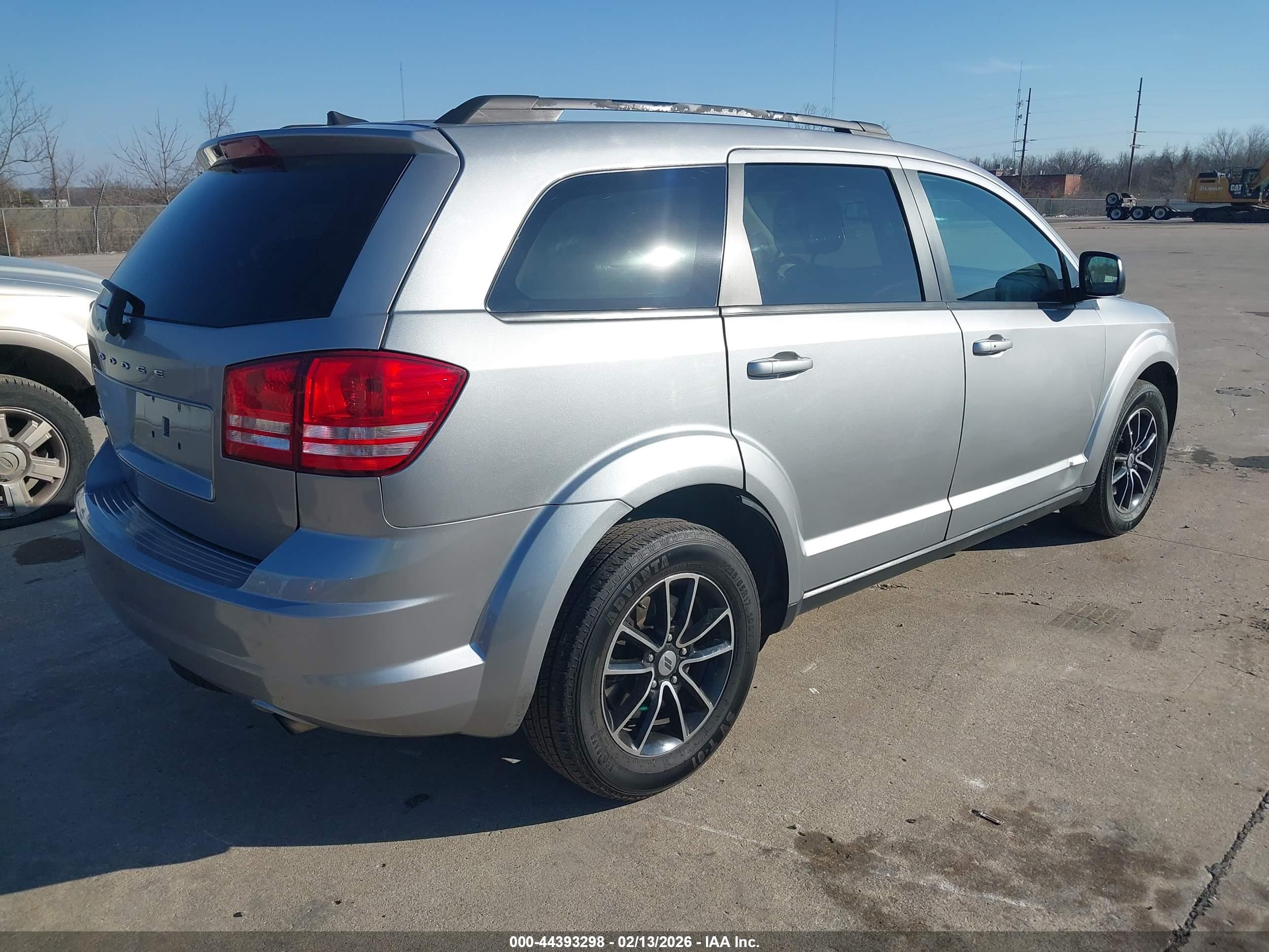 DODGE JOURNEY image 4