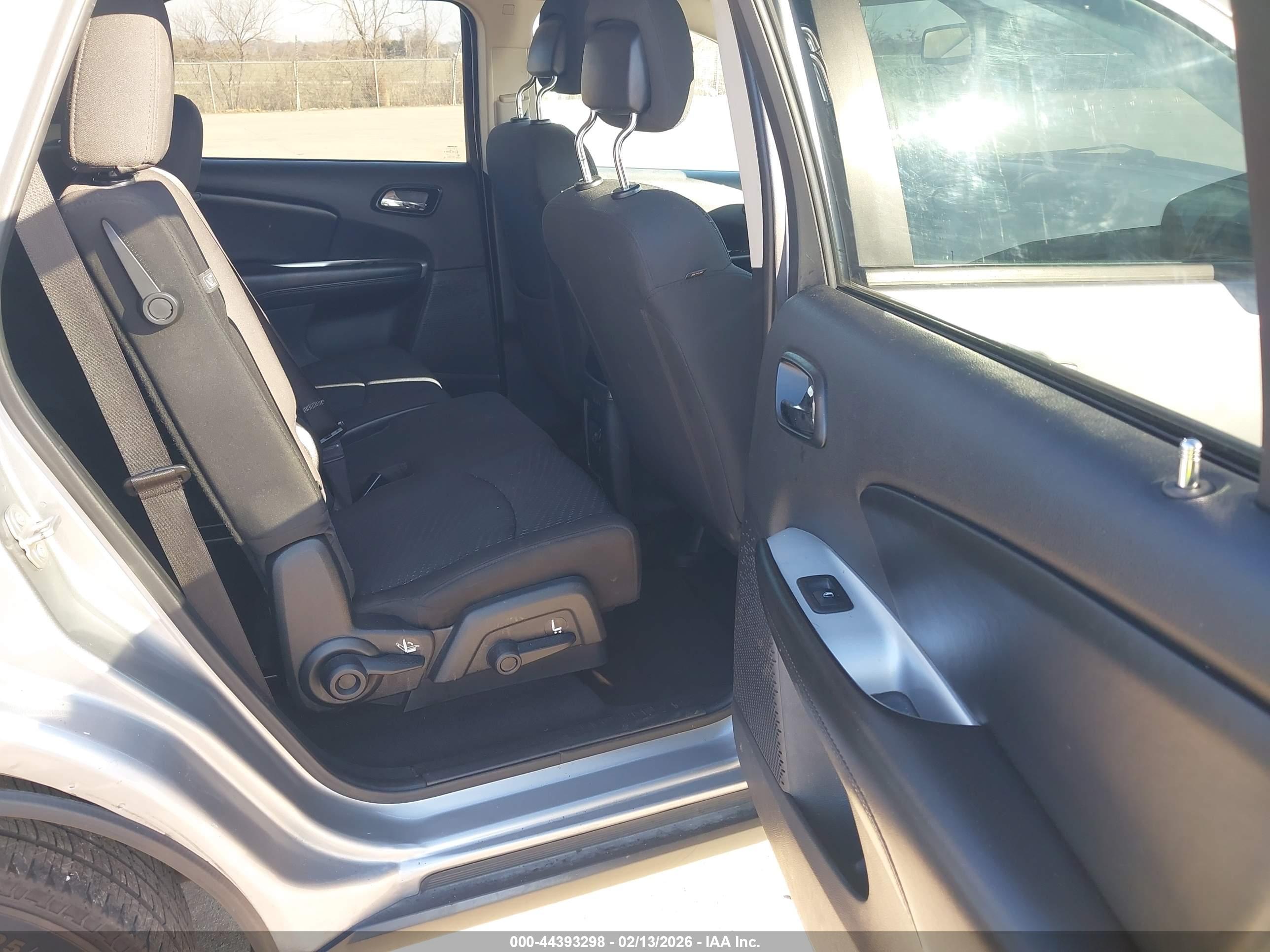 DODGE JOURNEY image 8