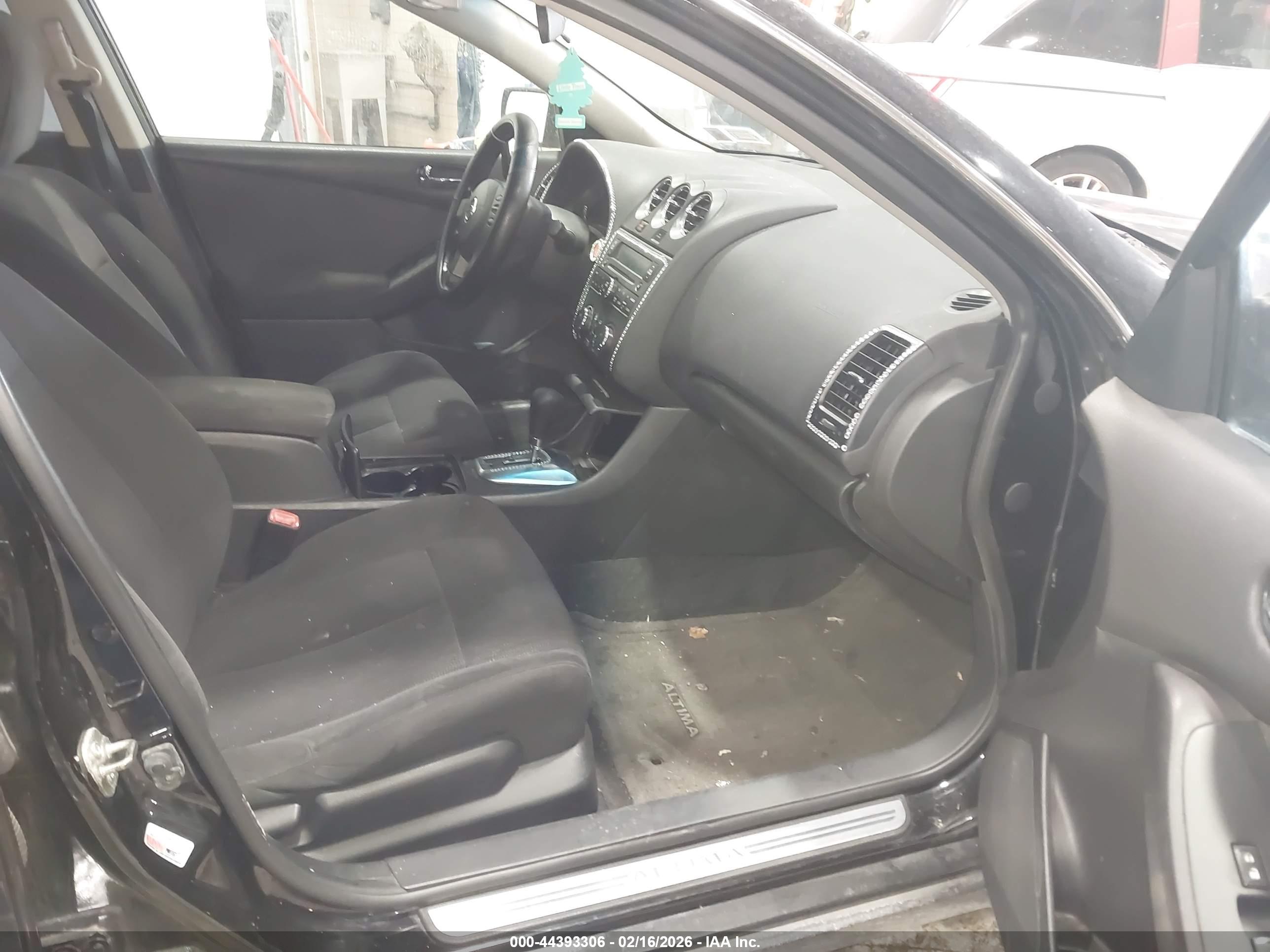 NISSAN ALTIMA image 5
